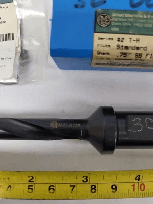 ALLIED MACHINE & ENGINEERING 28ZT-0750 INDEXABLE SPADE DRILL, .75” SS FLANGED SHANK - MACHINE TOOLING
