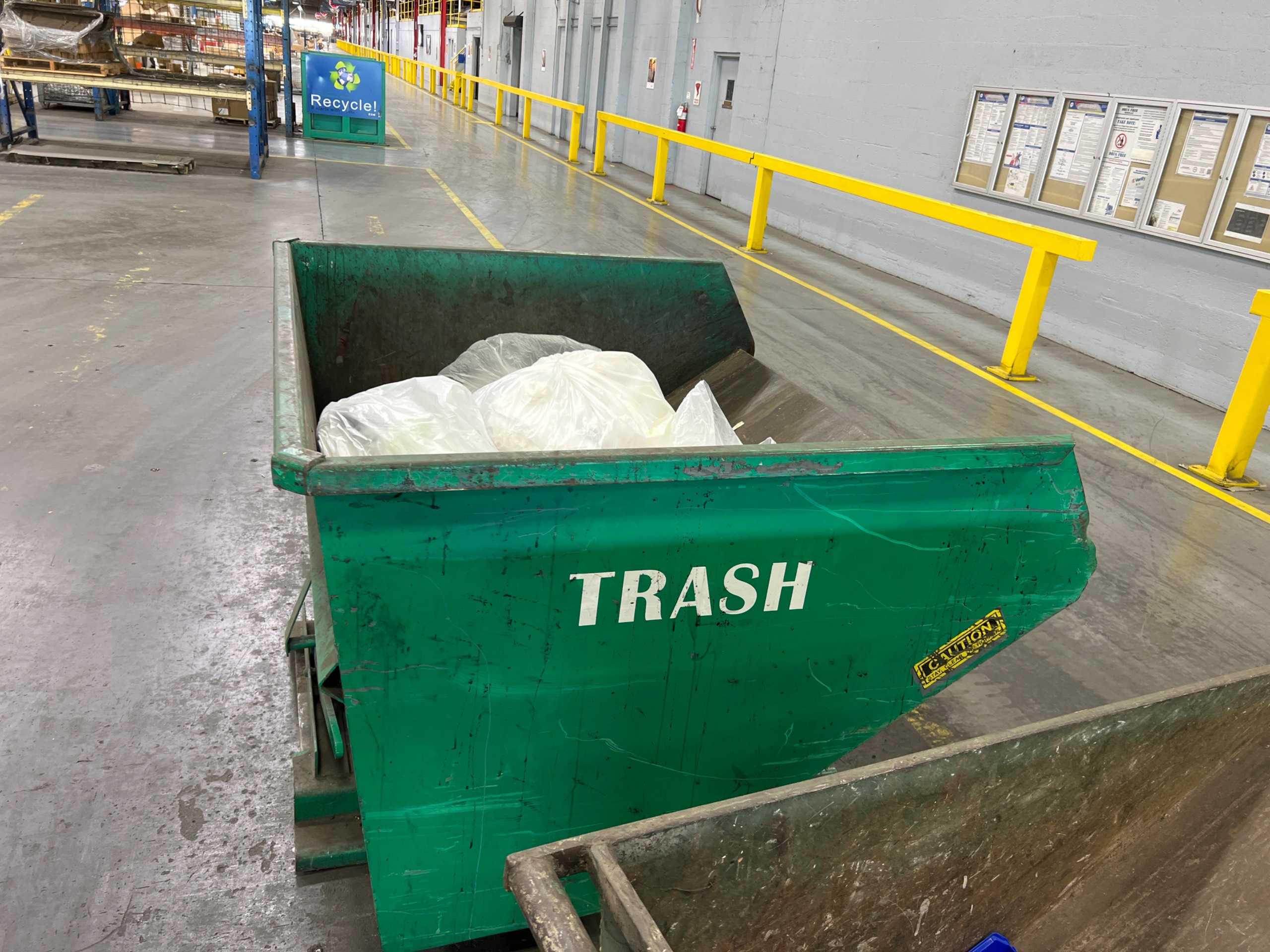 MCCULLOUGH INDUSTRIES SELF DUMPING HOPPER - SELF DUMPING HOPPERS