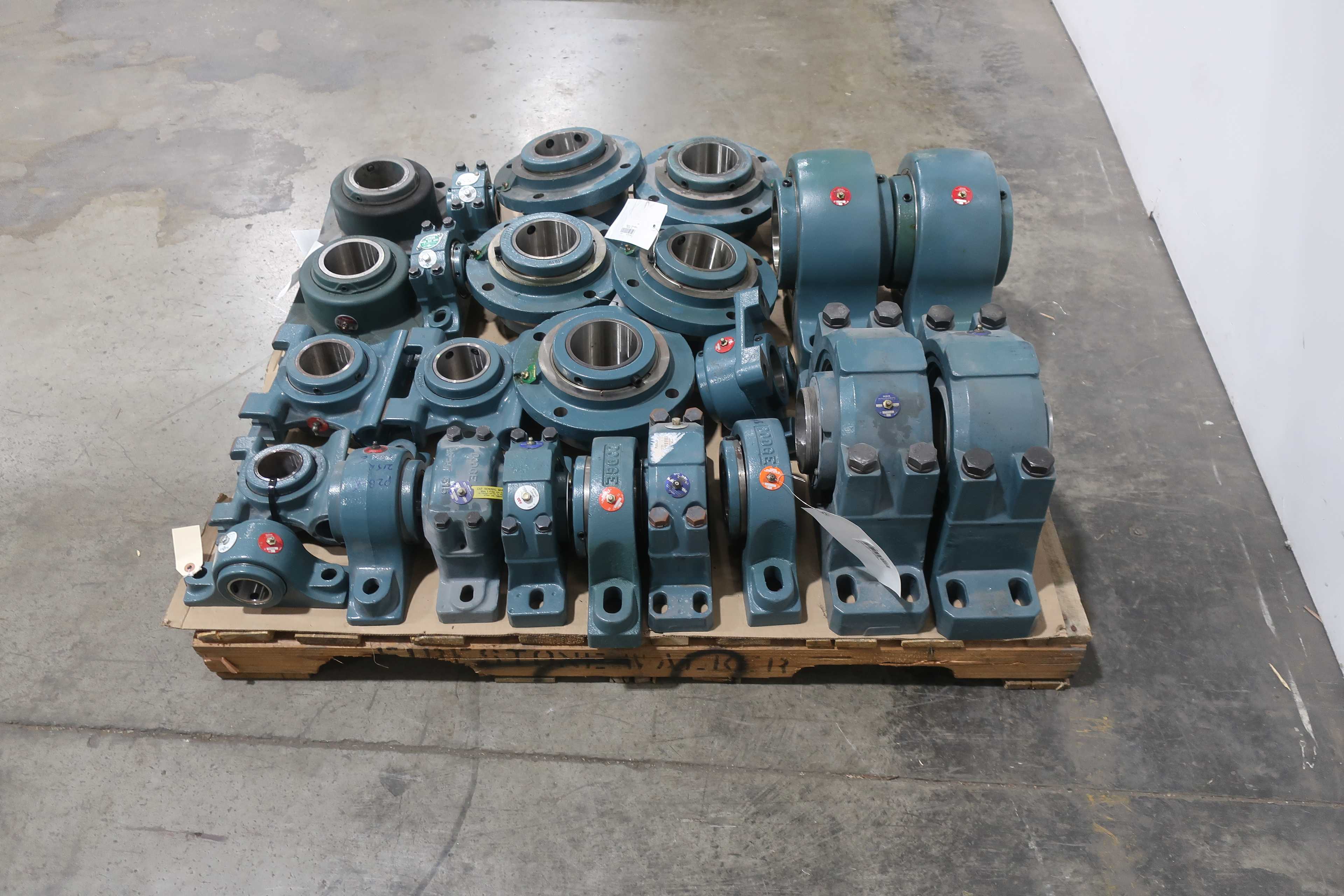 SKU 1749389 - PALLET OF ASSORTED DODGE PILLOW BLOCK AND MOUNTED BEARINGS - BEARINGS