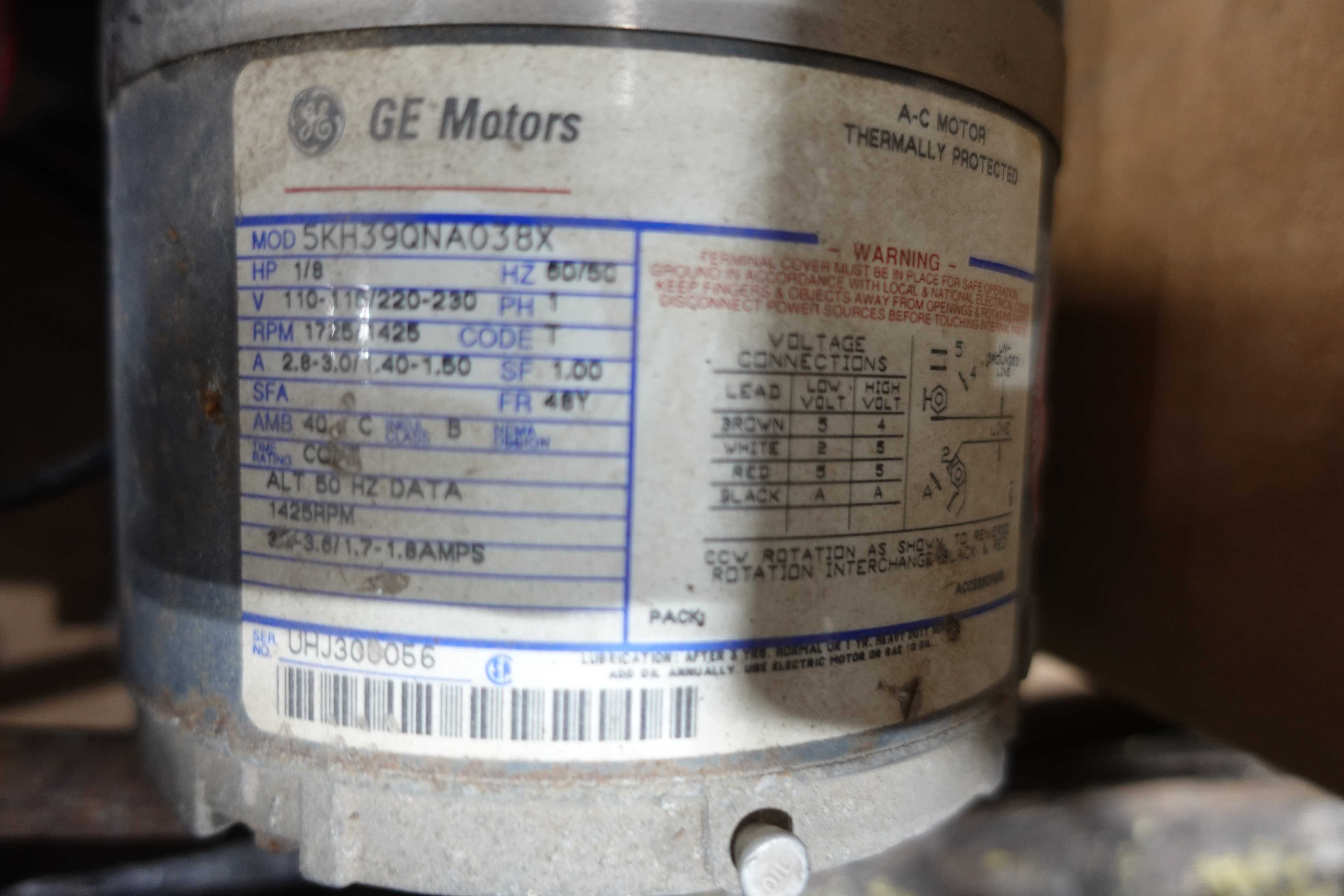 PALLET OF ASSORTED AC/DC MOTORS - ELECTRIC MOTORS