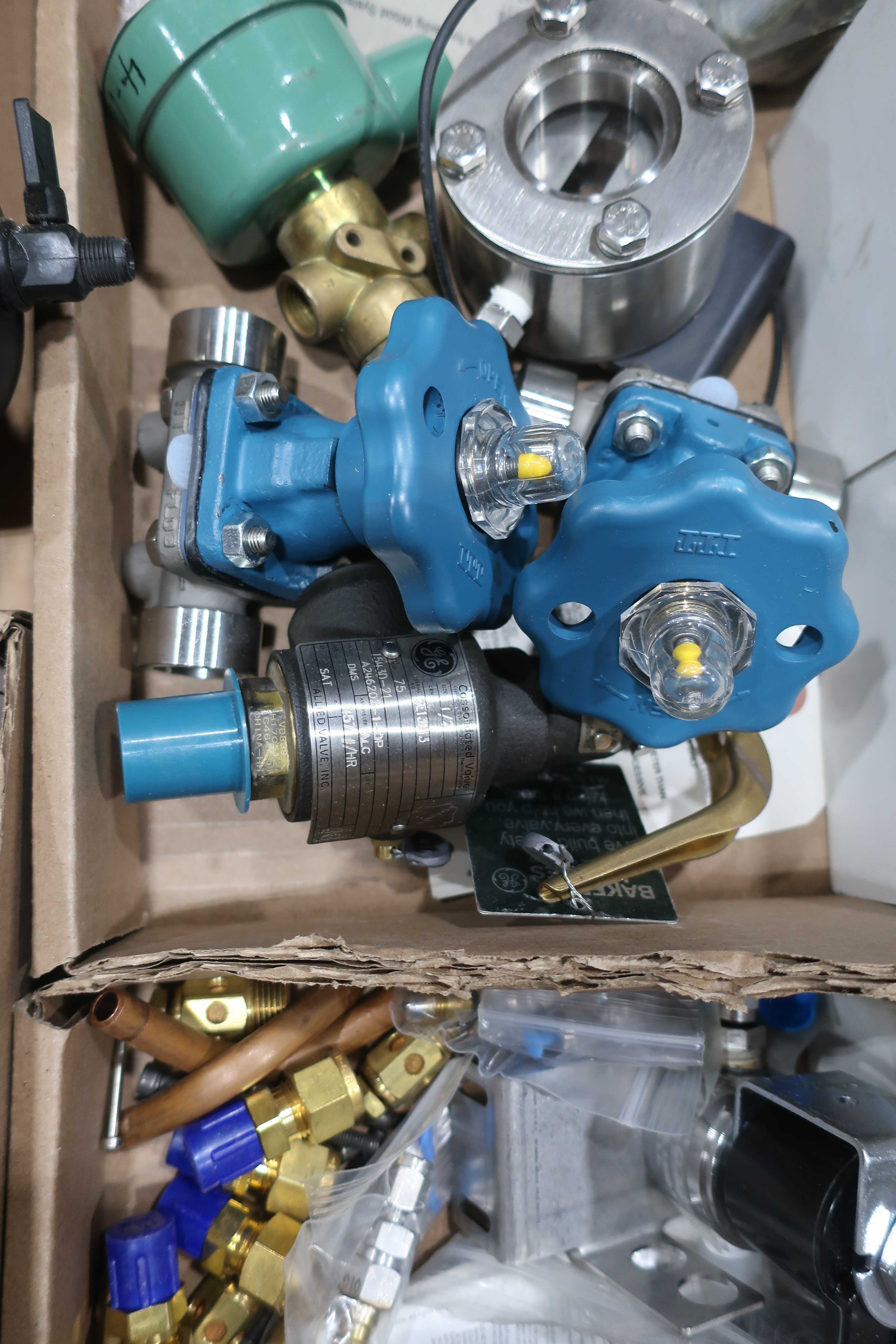 3 PALLETS OF ASSORTED VALVES AND VALVE PARTS - VALVE PARTS & ACCESSORIES