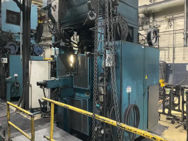 CINCINNATI 220-DCII-6 COMPACTING PRESS - undefined