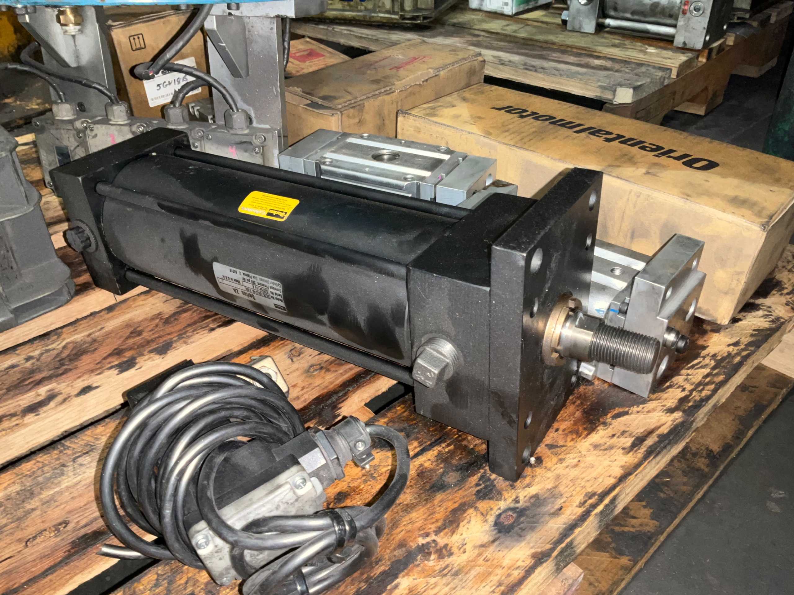 BULK QTY OF INDUSTRIAL PARTS - INDUSTRIAL PARTS