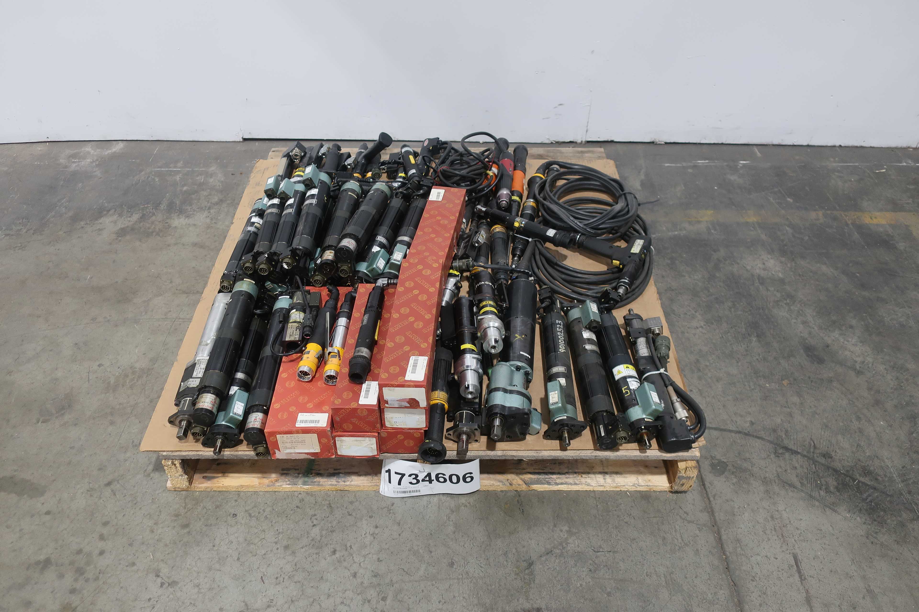 SKU 1734606 - 1 PALLET OF ASSORTED ELECTRIC NUTRUNNERS - ELECTRIC POWER TOOLS