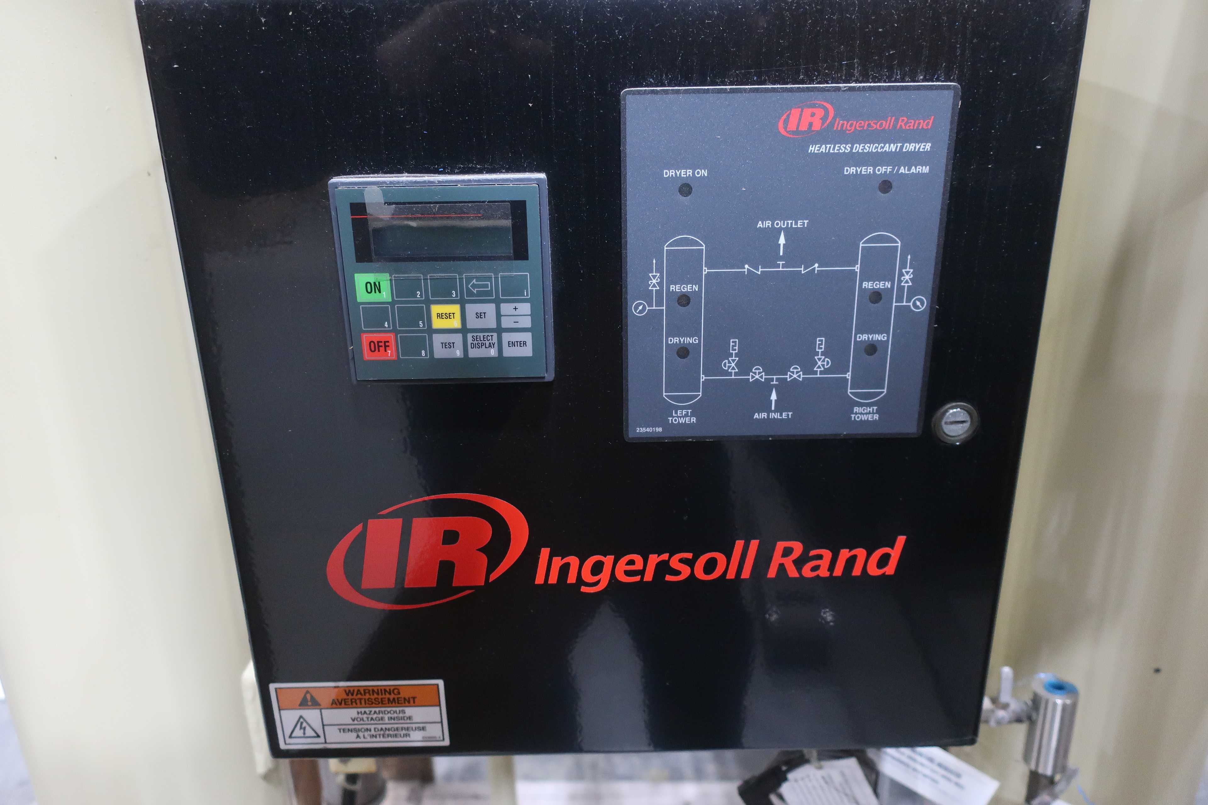 LOT OF 1 INGERSOLL RAND HEATLESS DESICCANT DRYER 23607724 - AIR DRYERS