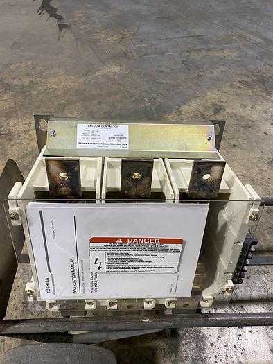 TOSHIBA HCV-1JBU LOW VOLTAGE VACUUM CONTACTOR 1500V 600A 42KA 100-240V AC/DC - AC CONTACTOR