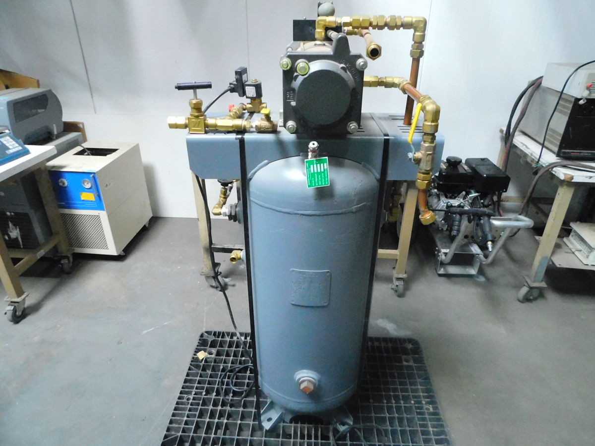 MAXPRO TECHNOLOGIES 2 AIR COMPRESSORS, 2:1 PRESS RATIO, 290 PSI MAX PRESS, 30 GAL TANK - PNEUMATIC PARTS