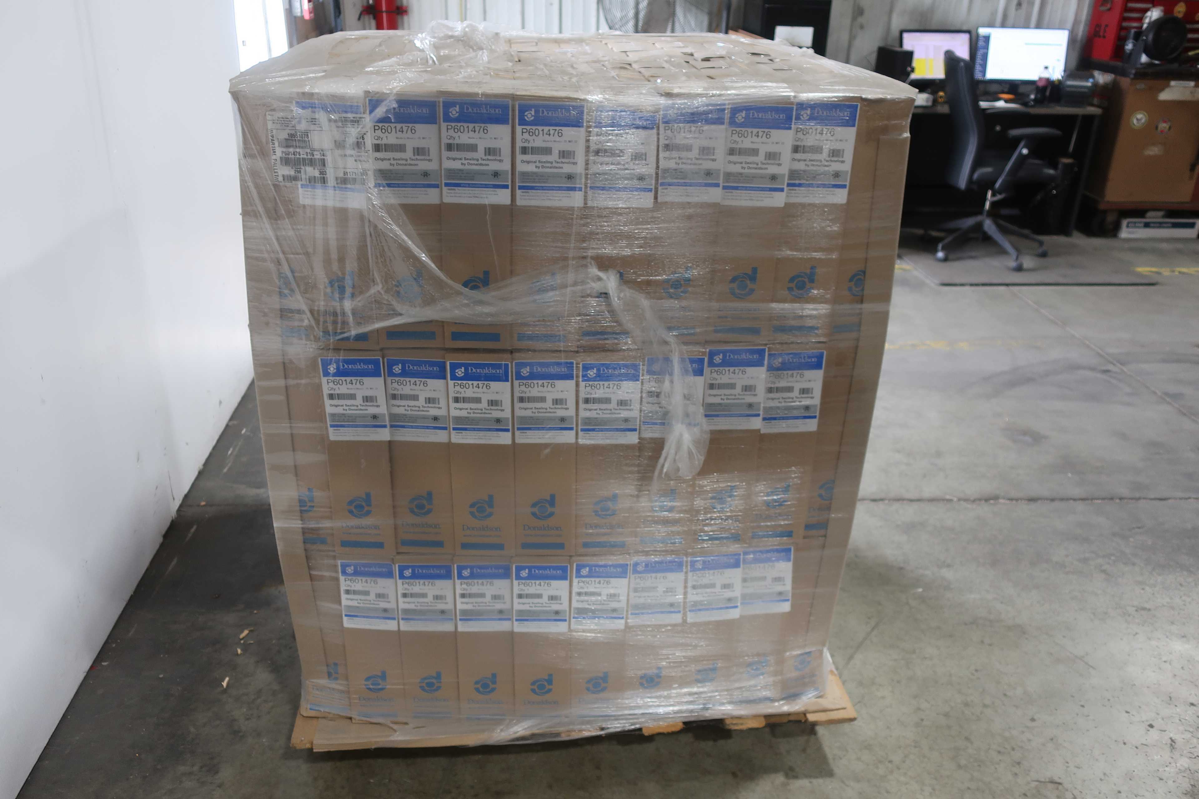 SKU 1761577 - PALLET OF DONALDSON P601476 PNEUMATIC FILTERS - PNEUMATIC FILTER