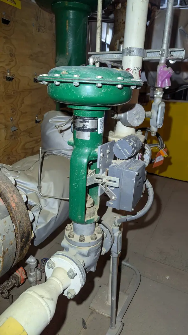 FISHER ET CONTROL VALVE & 657 ACTUATOR ASSEMBLY - undefined