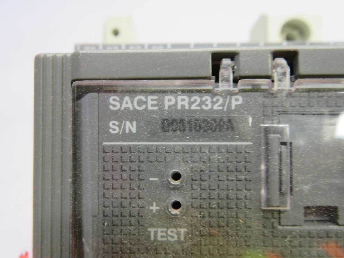 ABB T7H 1000 1SDA063112R1, MCCB, 3-POLE, 1000A RATED, 85KA SHORT-CIRCUIT, 690V MAX OPERATIONAL - CIRCUIT BREAKERS
