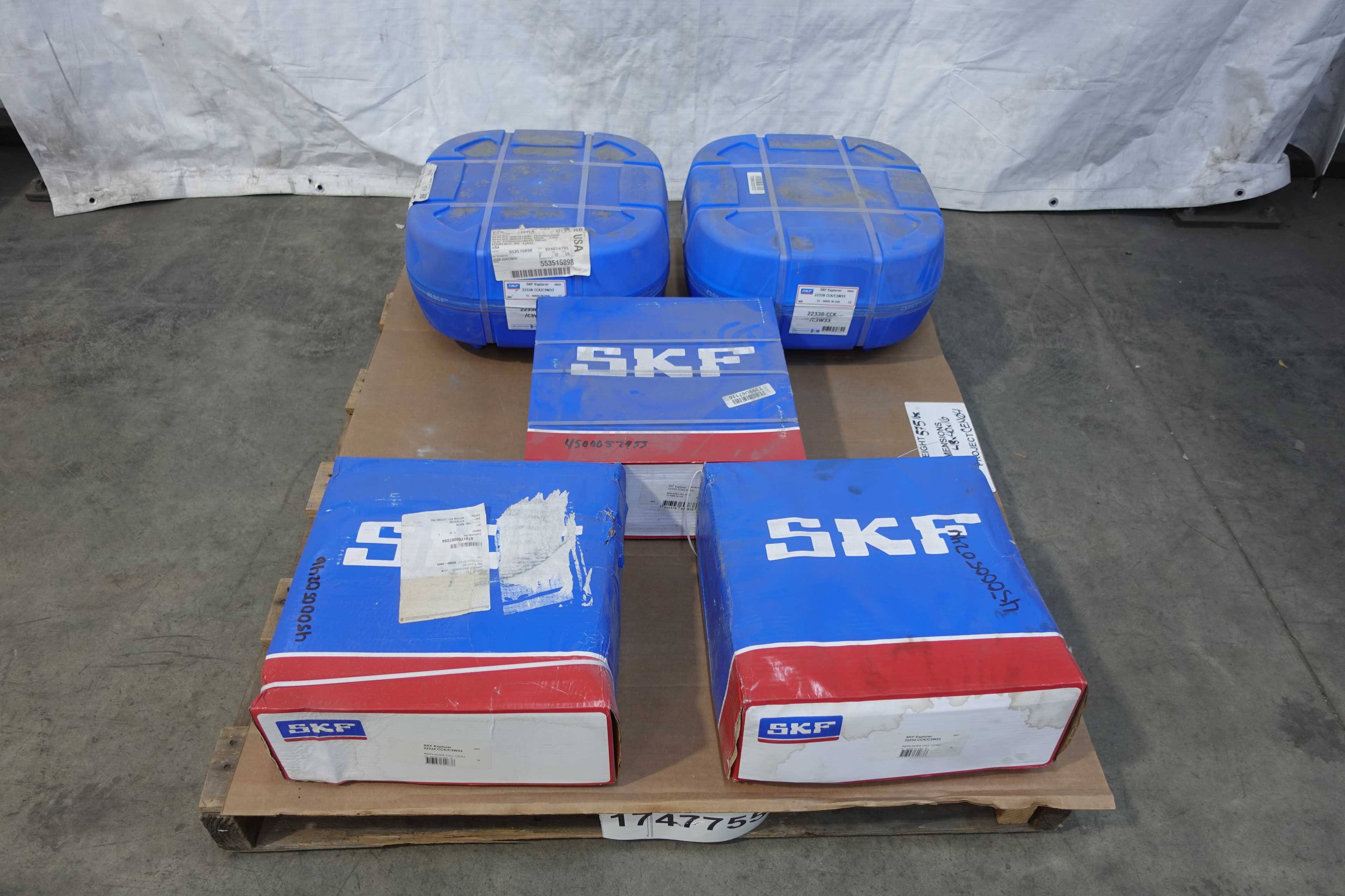 SKU 1747755 - LOT OF 5 SKF ROLLER BEARINGS - BEARINGS