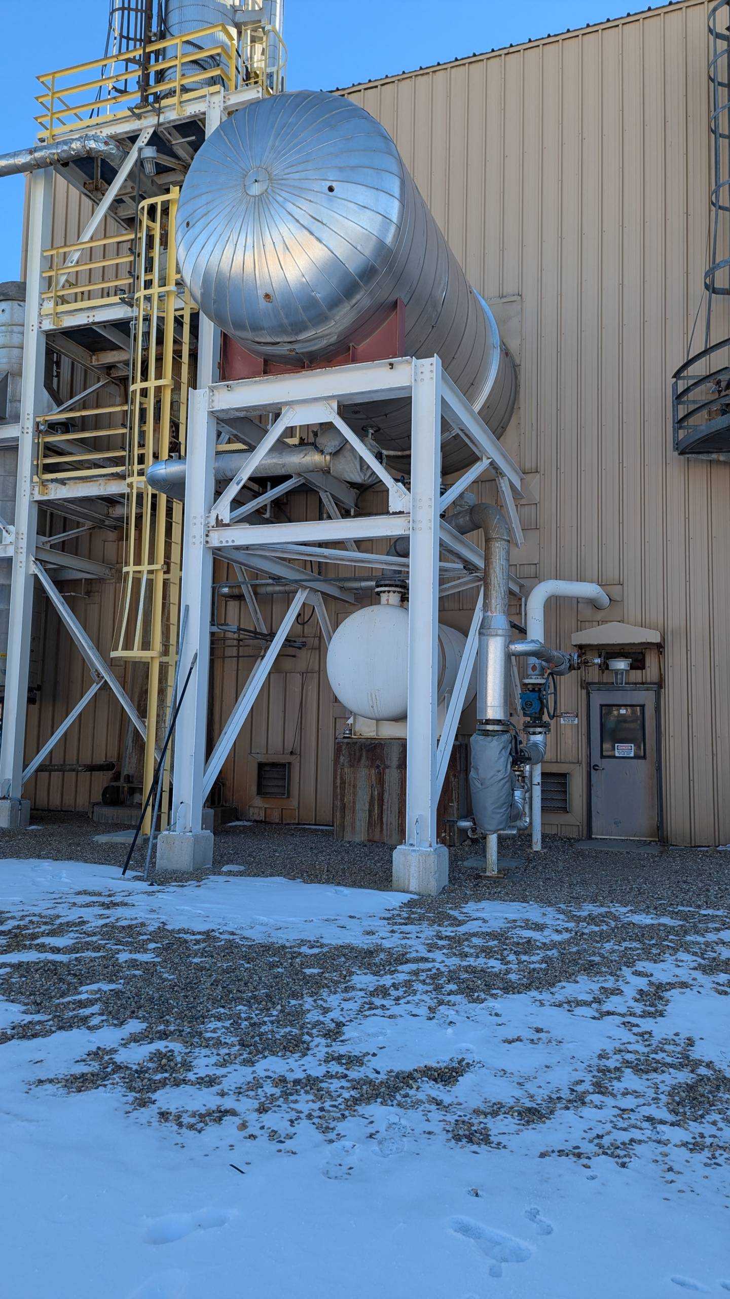 STRIPPER STORAGE DRUM - TANKS