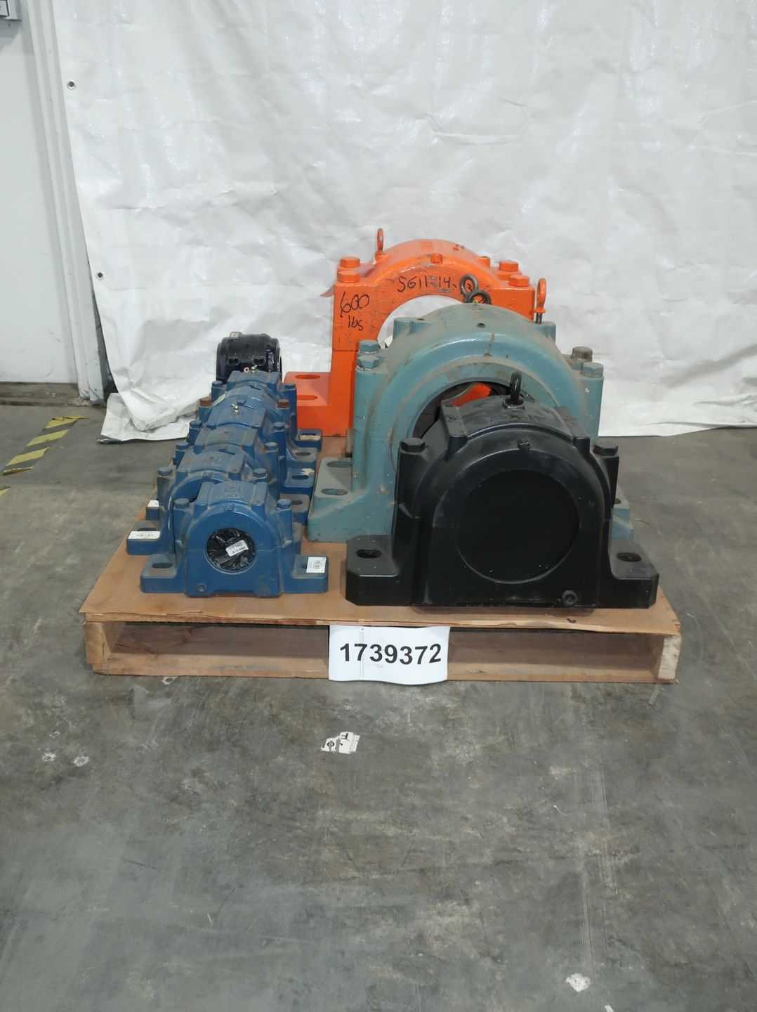 SKU 1739372 - PALLET OF ASSORTED HOUSINGS, FAG, SKF, DODGE, NSK, FSQ