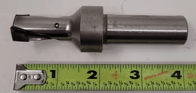 KENNAMETAL KSEM INDEXABLE DRILL, COOLANT THRU, 5/8" CUT DIA, 3/4" SHANK, 2 FLUTES, 4" OAL - MACHINE TOOLING