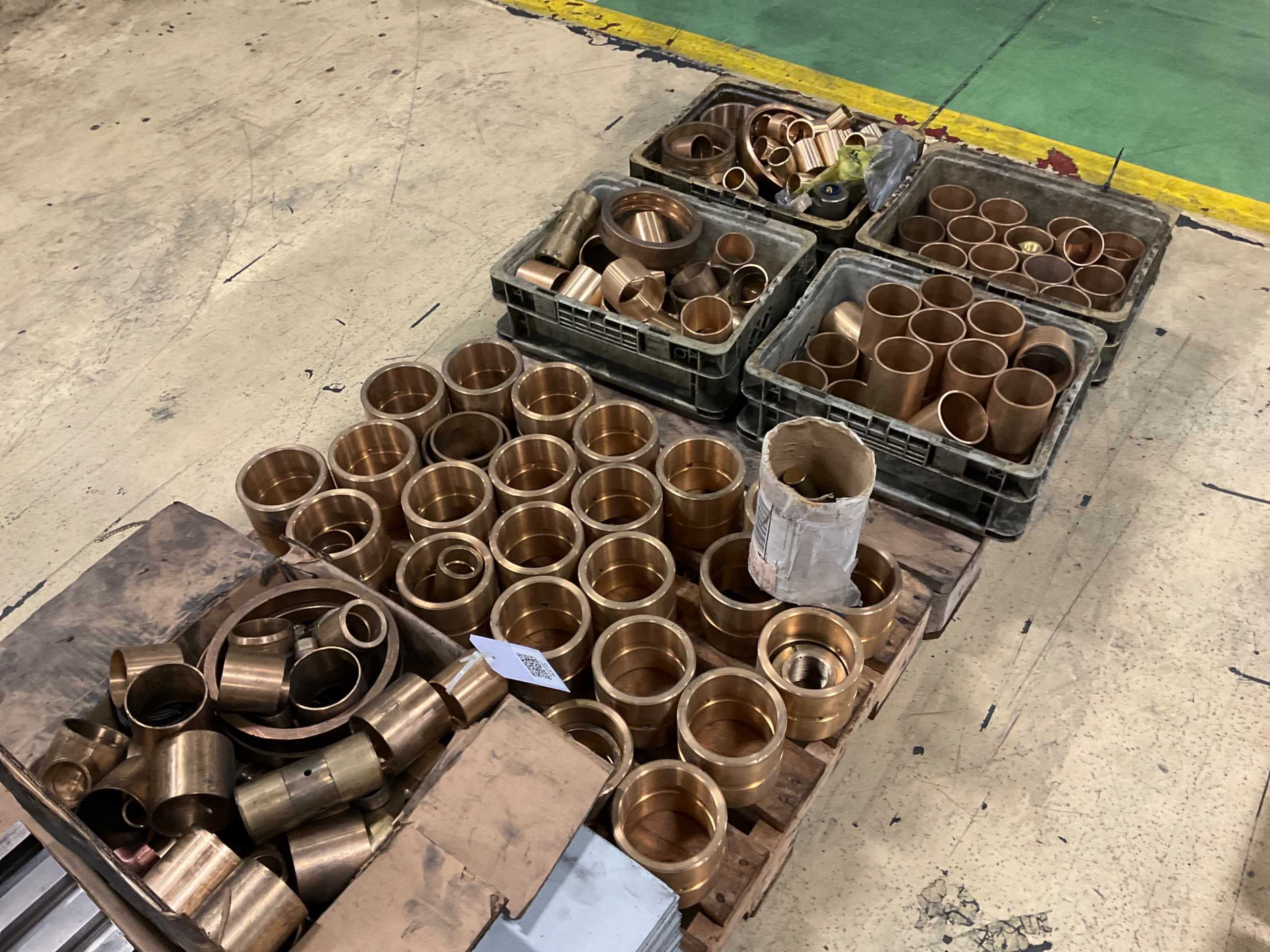 BULK QTY OF BRASS BUSHINGS