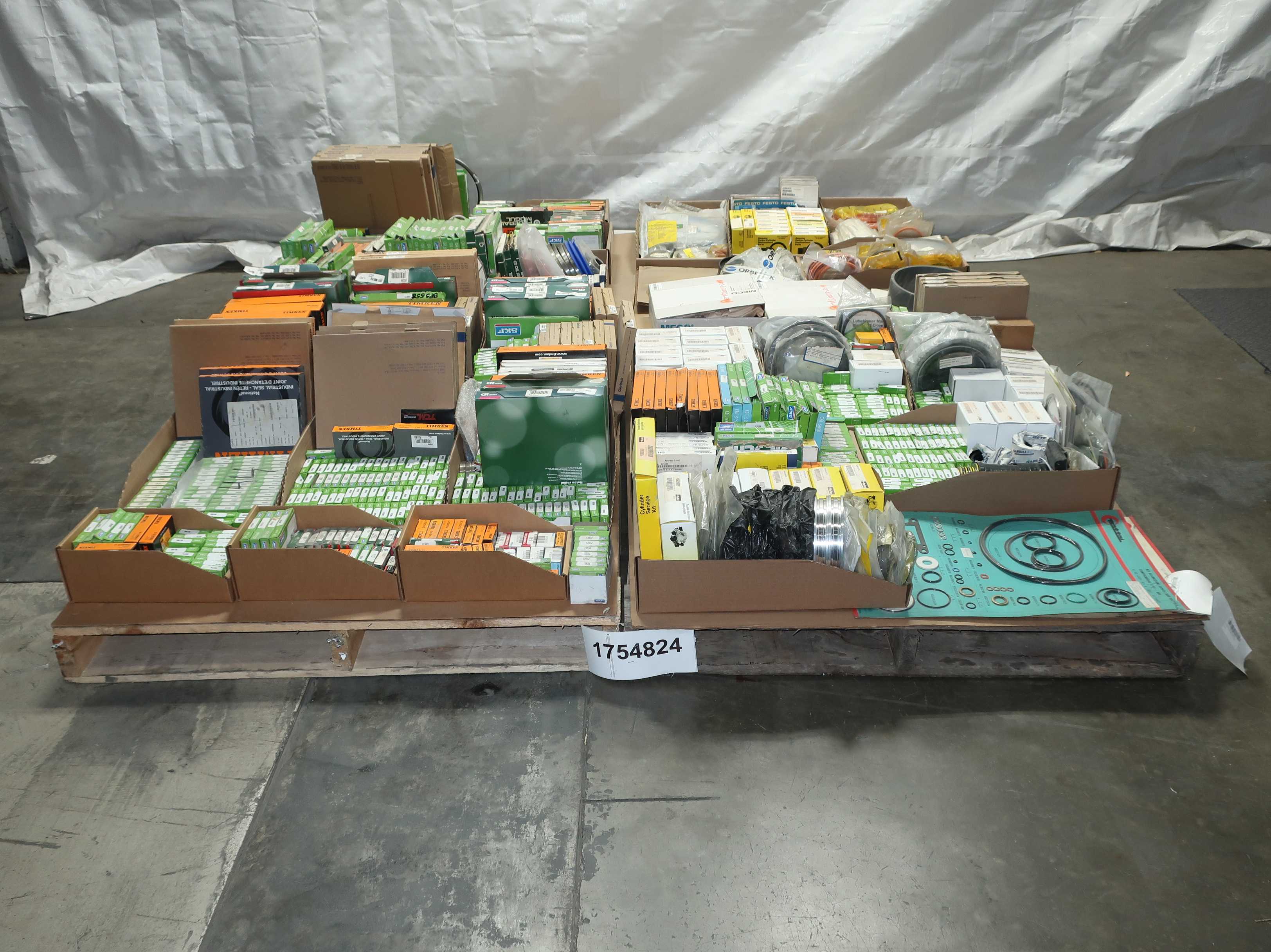 SKU 1754824 - 4 PALLETS OF ASSORTED SEALS AND GASKETS - SEALS & GASKETS