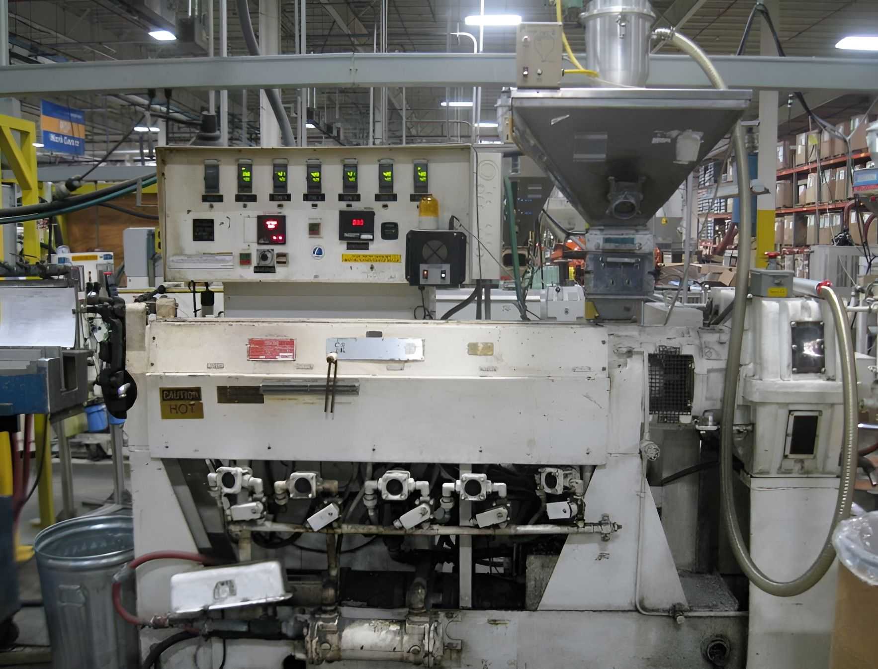 DAVIS STANDARD 250SII 2.5 EXTRUDER - PLASTICS & RUBBER