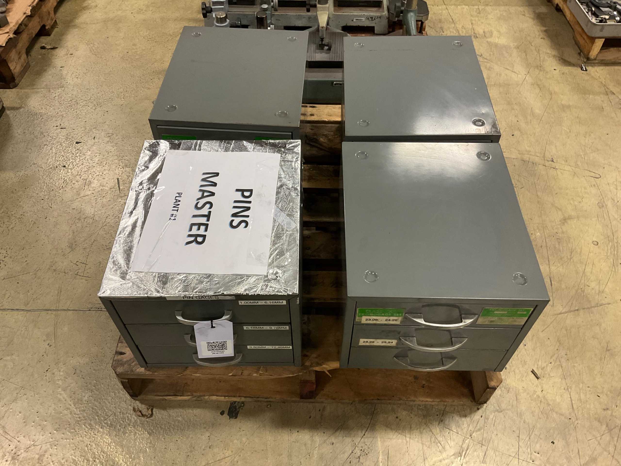 BULK QTY OF PIN GAGES - DIMENSIONAL MEASUREMENT
