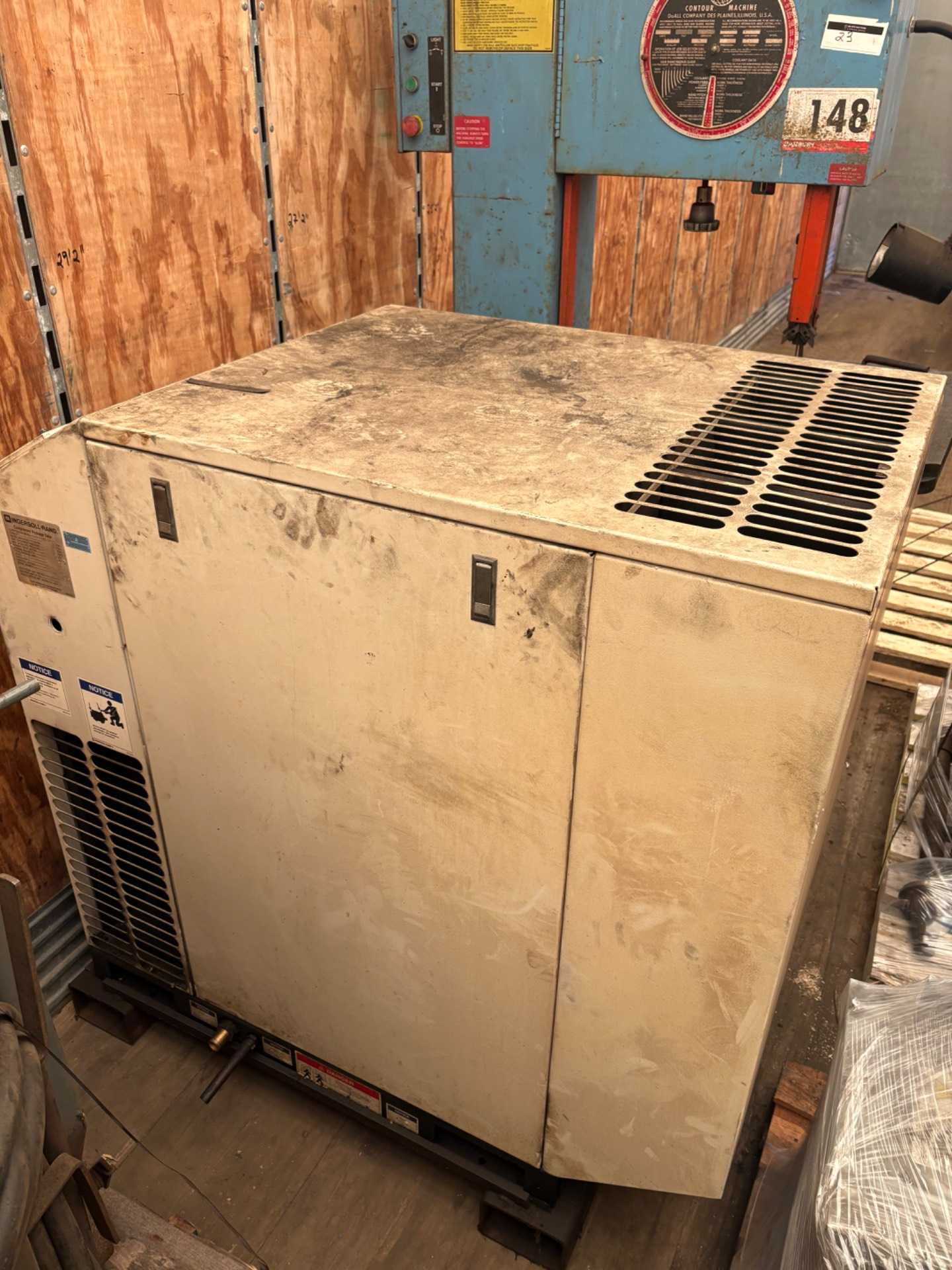 INGERSOLL RAND SSR-EP25SE ROTARY SCREW AIR COMPRESSOR, 25HP, 95CFM, 125PSIG, 460/575V, 3PH - STATIONARY AIR COMPRESSOR