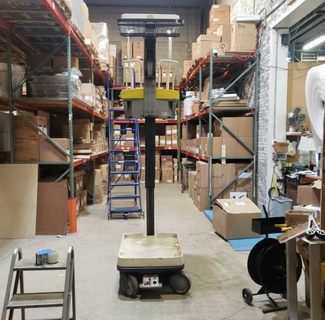 CROWN WAV50-84 AERIAL WORK PLATFORM - MATERIAL HANDLING