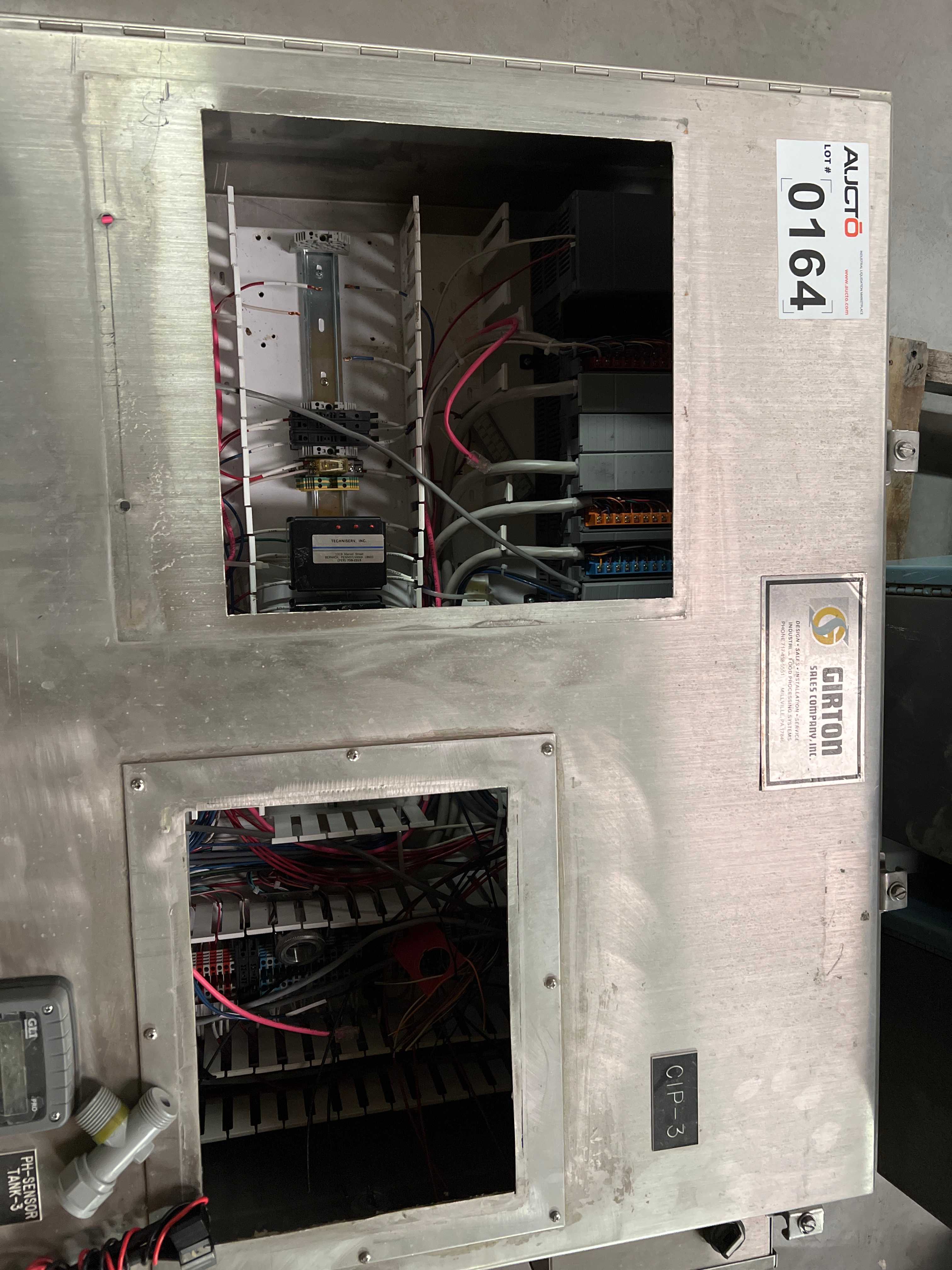 Allen-Bradley SLC500 Controller in Stainless Cabinet - CONTROLLER MODULES