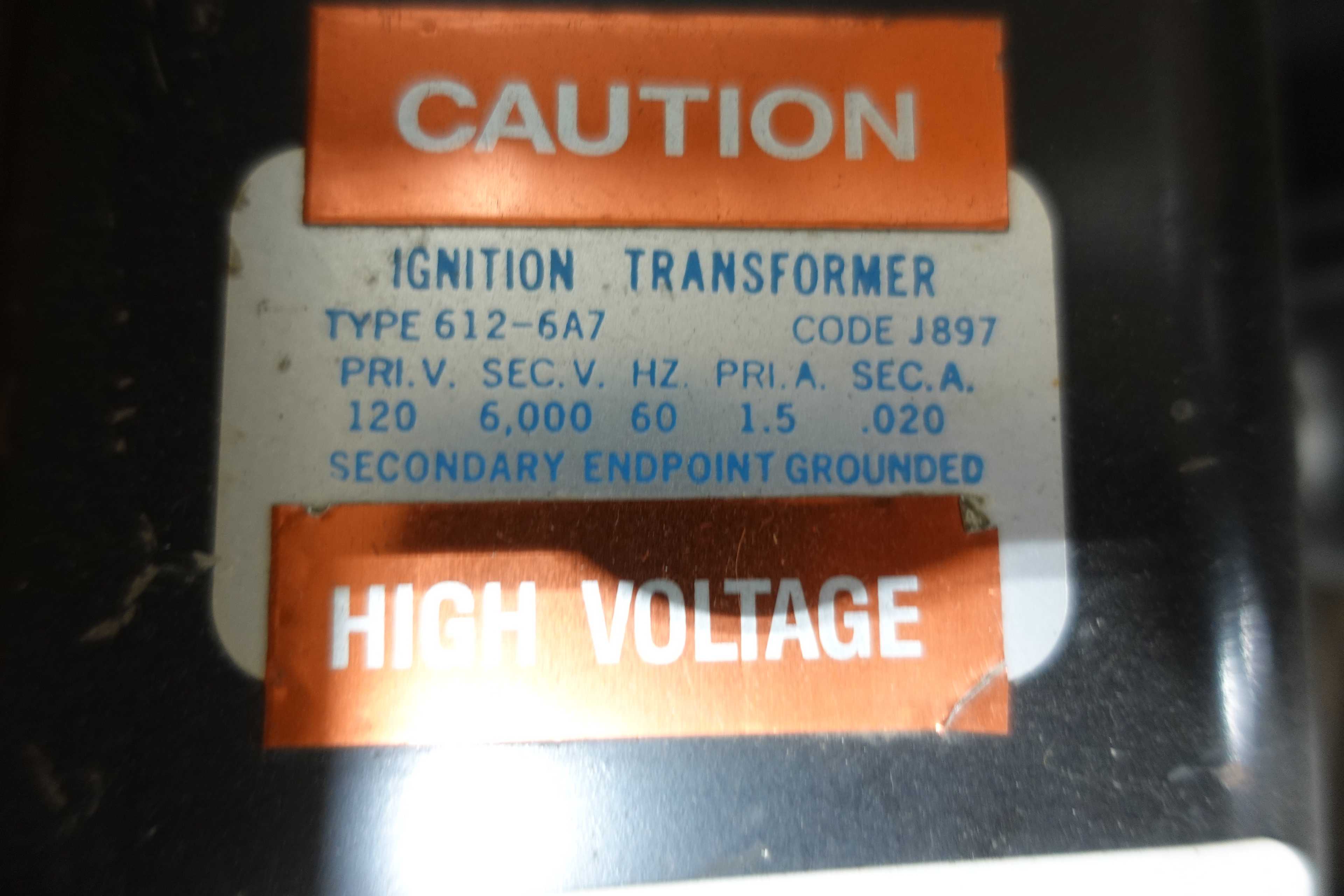 SKU 1753520 - 2 PALLETS OF ASSORTED HEATING AND COOLING REPLACEMENT PARTS - TEMPERATURE CONTROL COMPONENTS