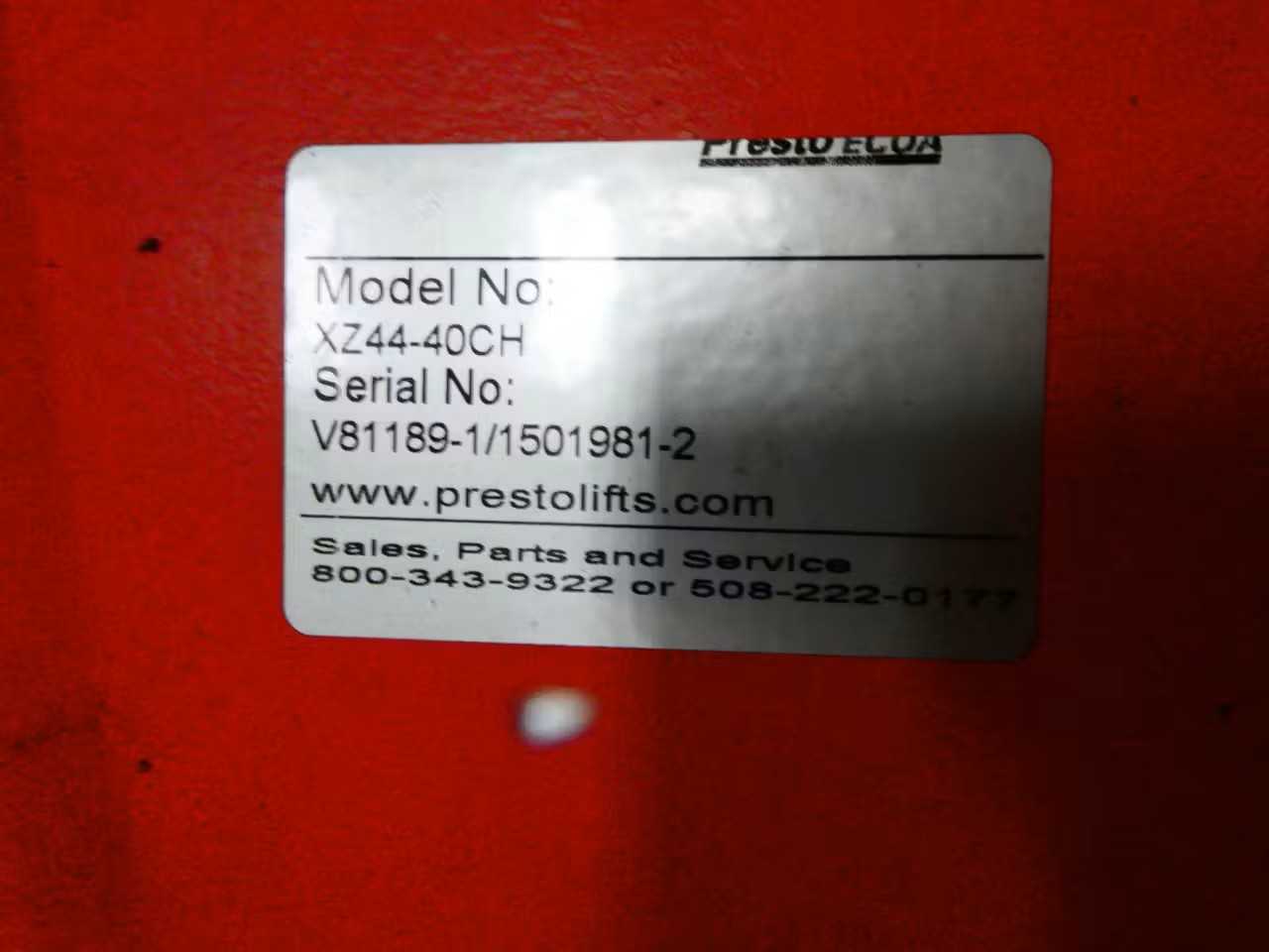 SKU 1761406 - PRESTO LIFTS XZ44-40CH FLOOR LEVEL PAN LIFT TABLE 4000LB - LIFTING EQUIPMENT