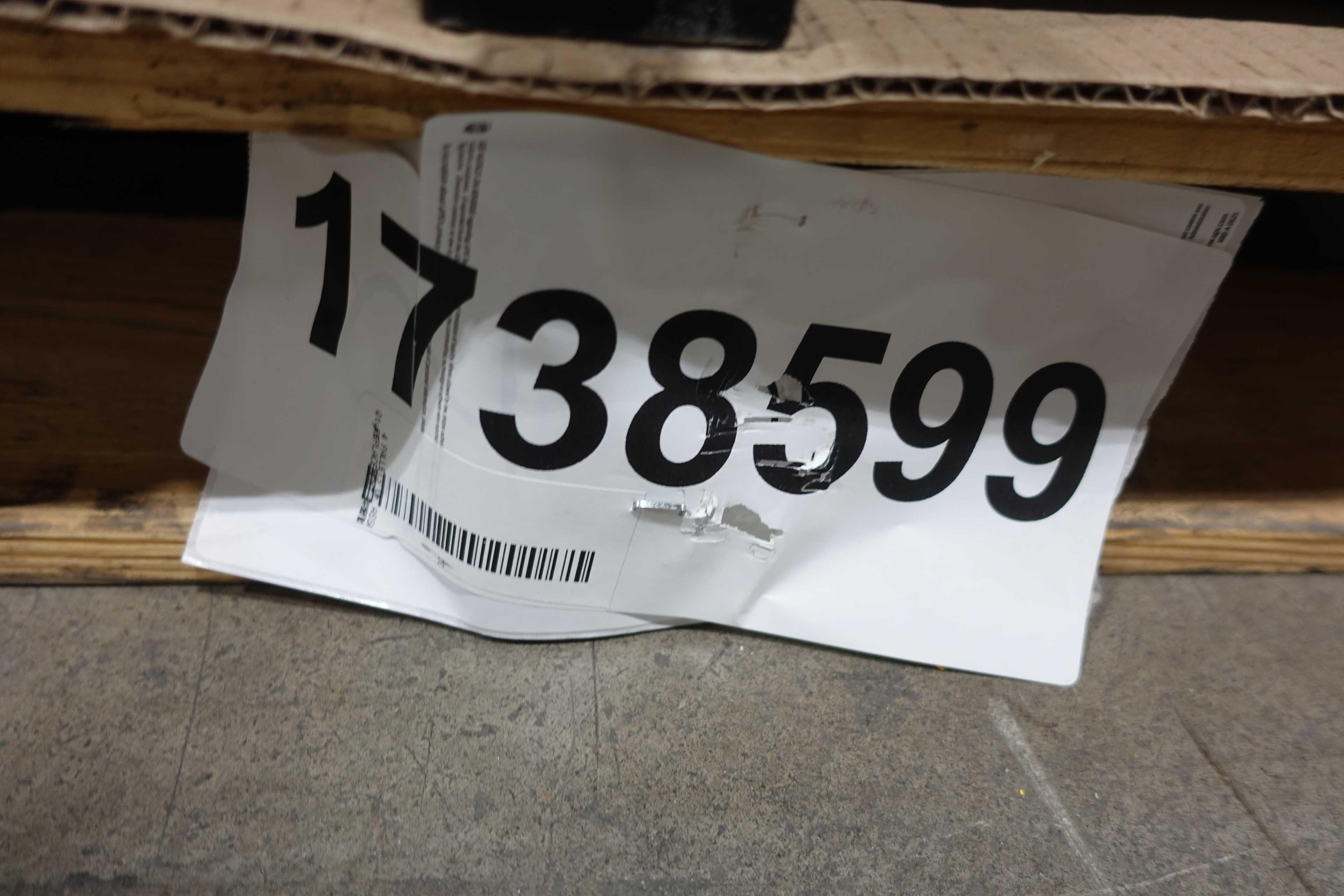 SKU 1738599 - PALLET OF ASSORTED PNEUMATIC CYLINDERS; SMC, PARKER, CKD - PNEUMATIC CYLINDER