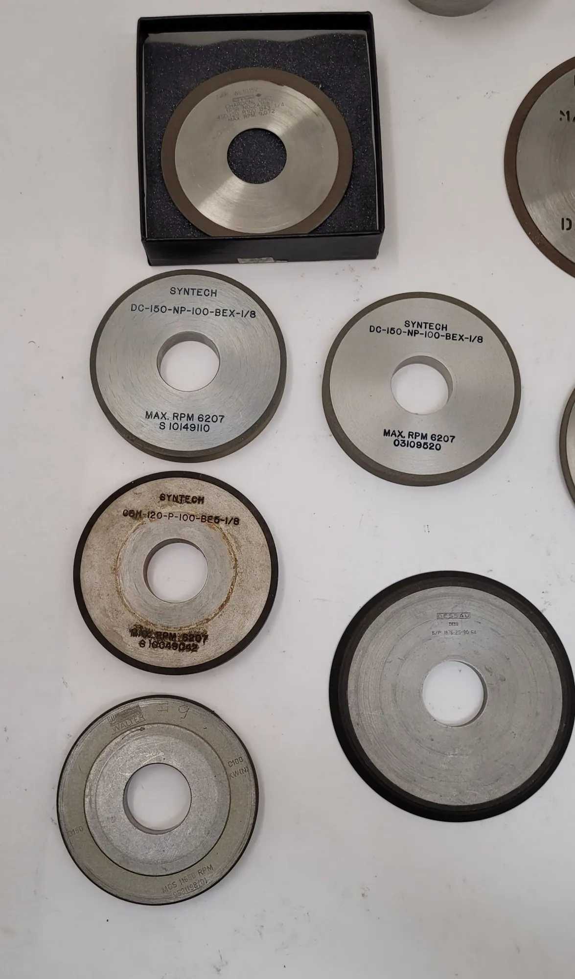LOT OF 24 DIAMOND GRINDING WHEELS, 1/16" TO 1/2" THICKNESS RANGE - MACHINE TOOLING