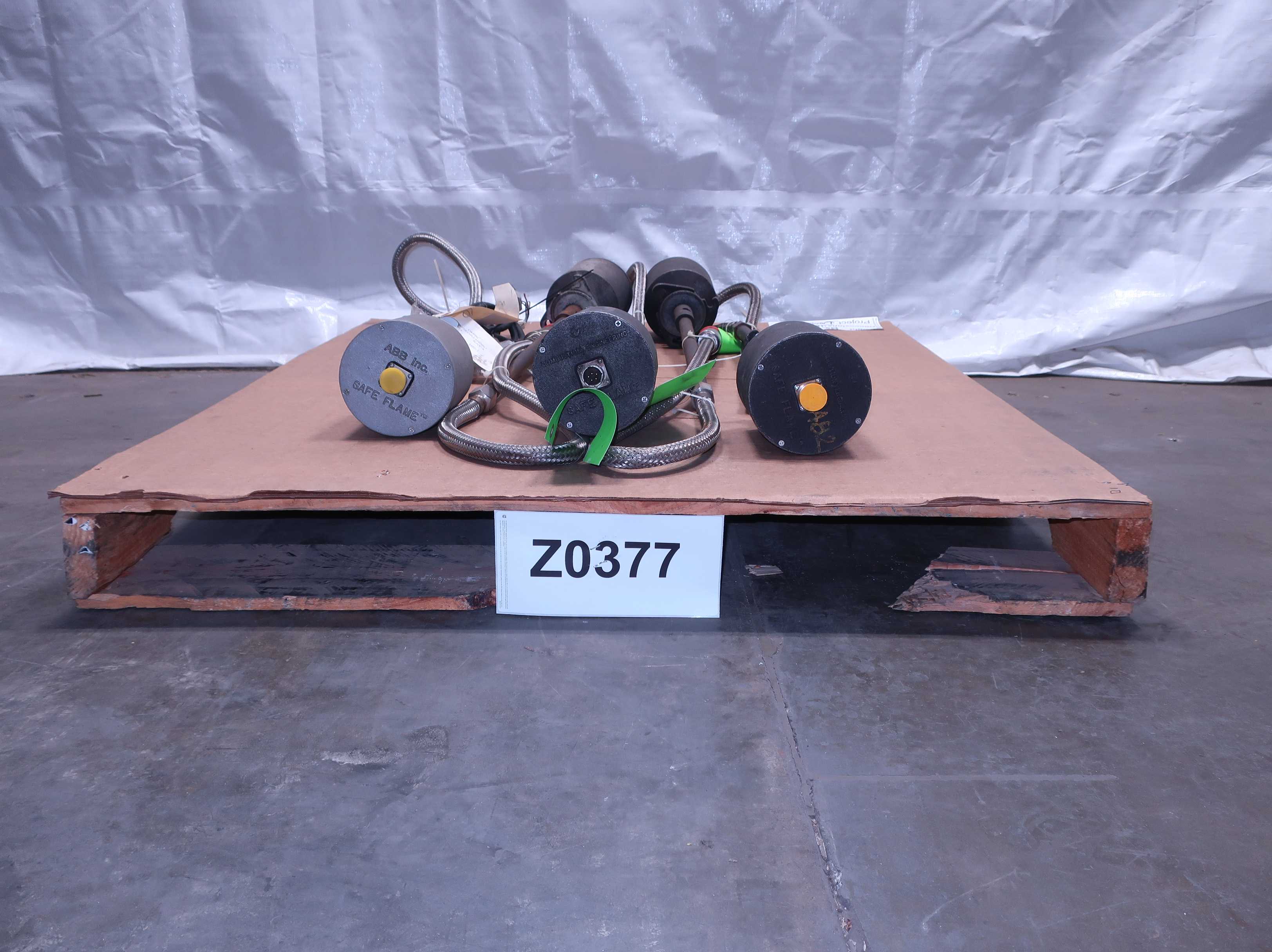 LOT OF 5 FLAME SCANNERS - TEMPERATURE CONTROL COMPONENTS