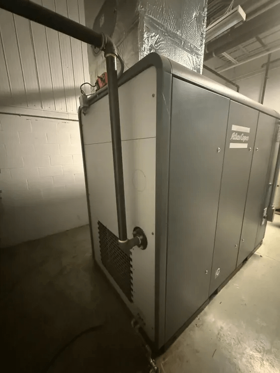 2010 ATLAS COPCO ZT75 VSD ROTARY SCREW AIR COMPRESSOR, 120 HP, 290 CFM, 151 PSIG, 600V - STATIONARY AIR COMPRESSOR
