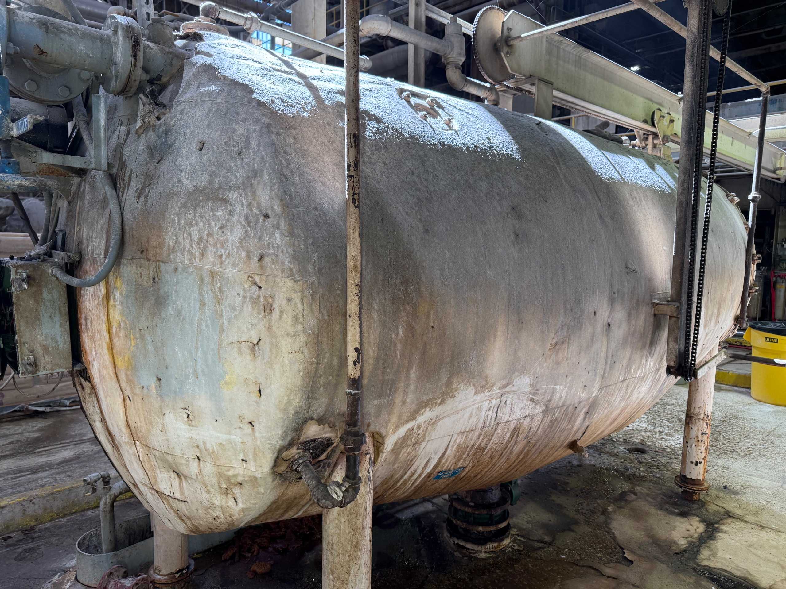 LIQUID FILTER TANK - FILTRATION EQUIPMENT