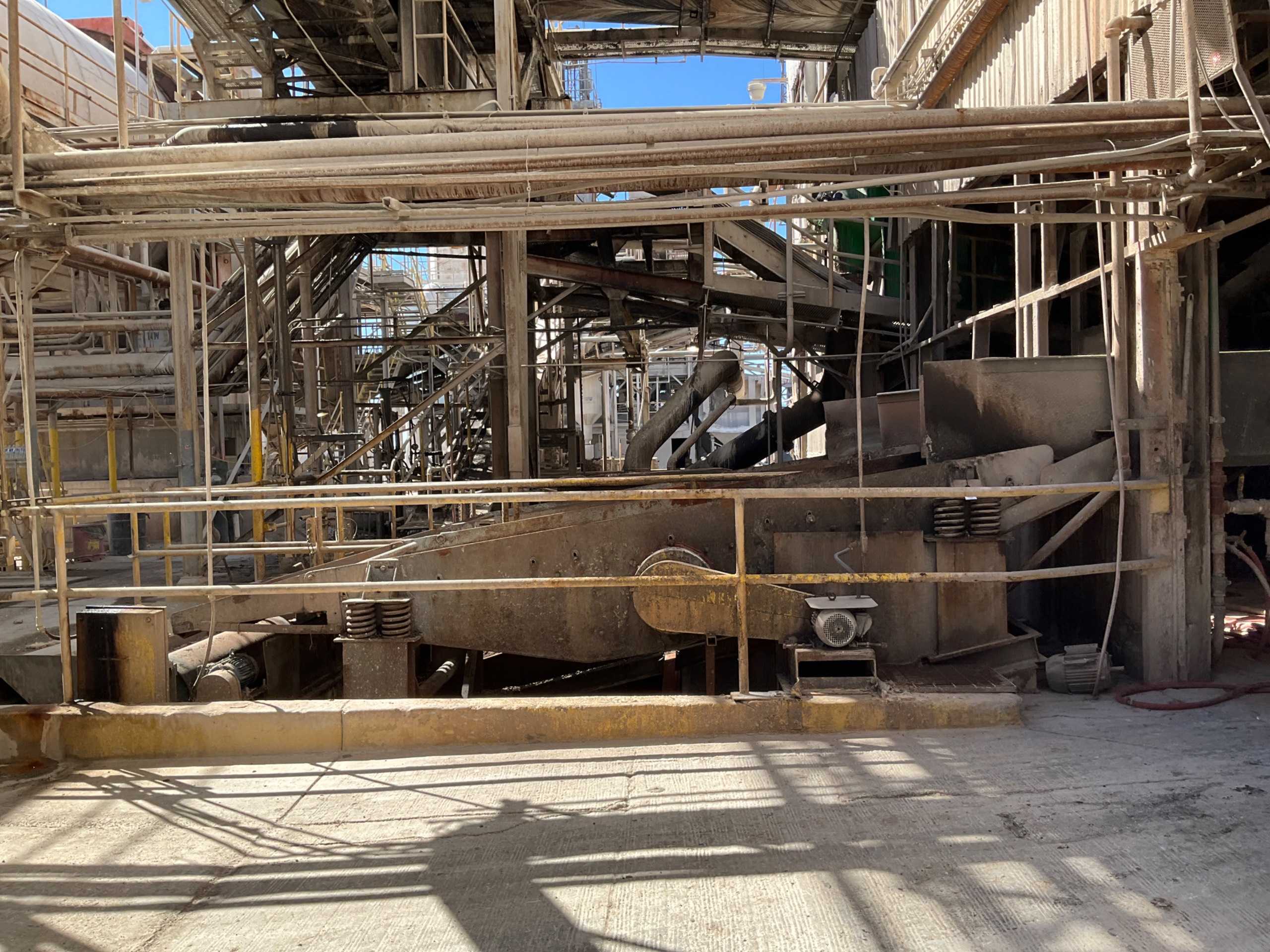 VIBRATORY WASHING SCREEN - SCREENS