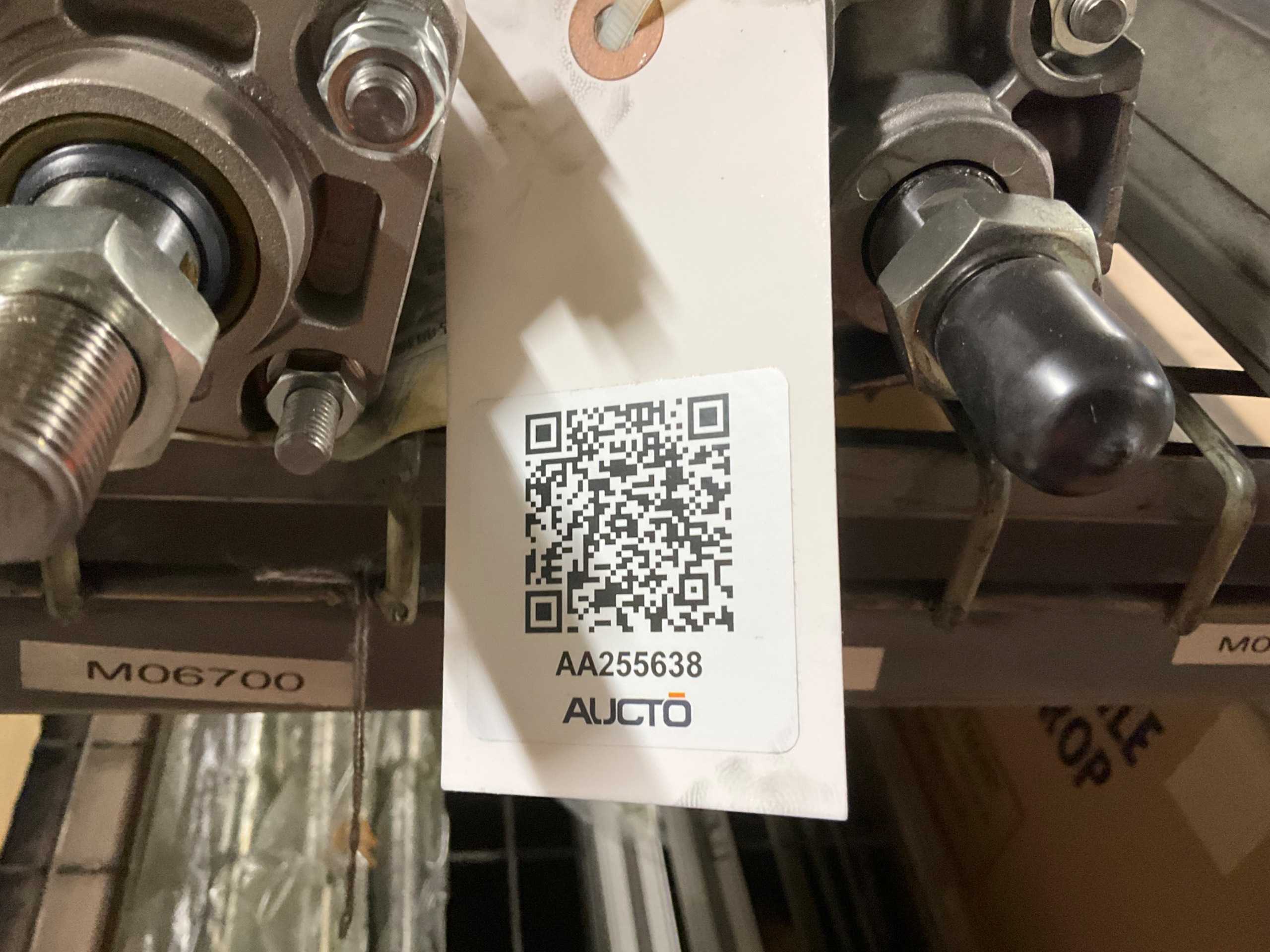 BULK QTY OF INDUSTRIAL PARTS - INDUSTRIAL PARTS