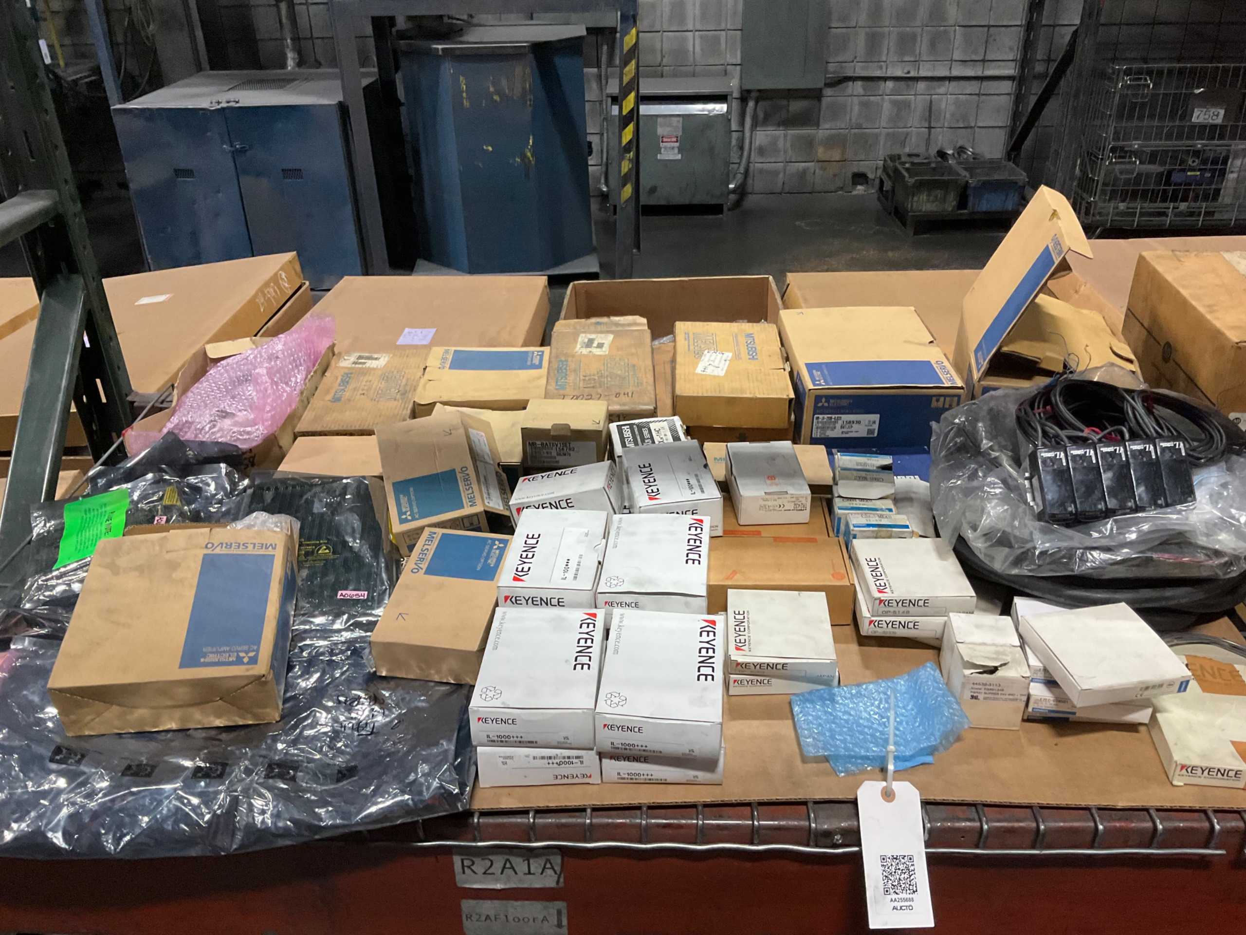 BULK QTY OF AUTOMATION & CONTROLS - AUTOMATION & CONTROLS