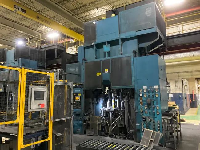 KOHTAKI 800 TON COMPACTING PRESS - undefined