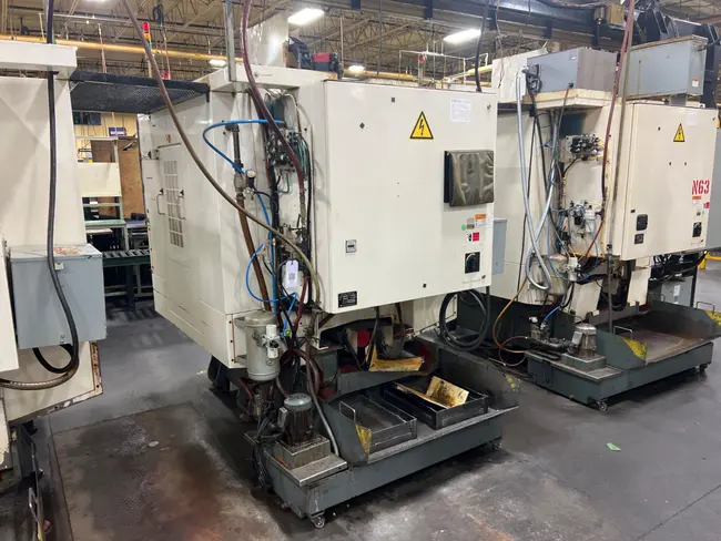 2002 TOYOSK TVT301S VERTICAL MACHINING CENTER - undefined