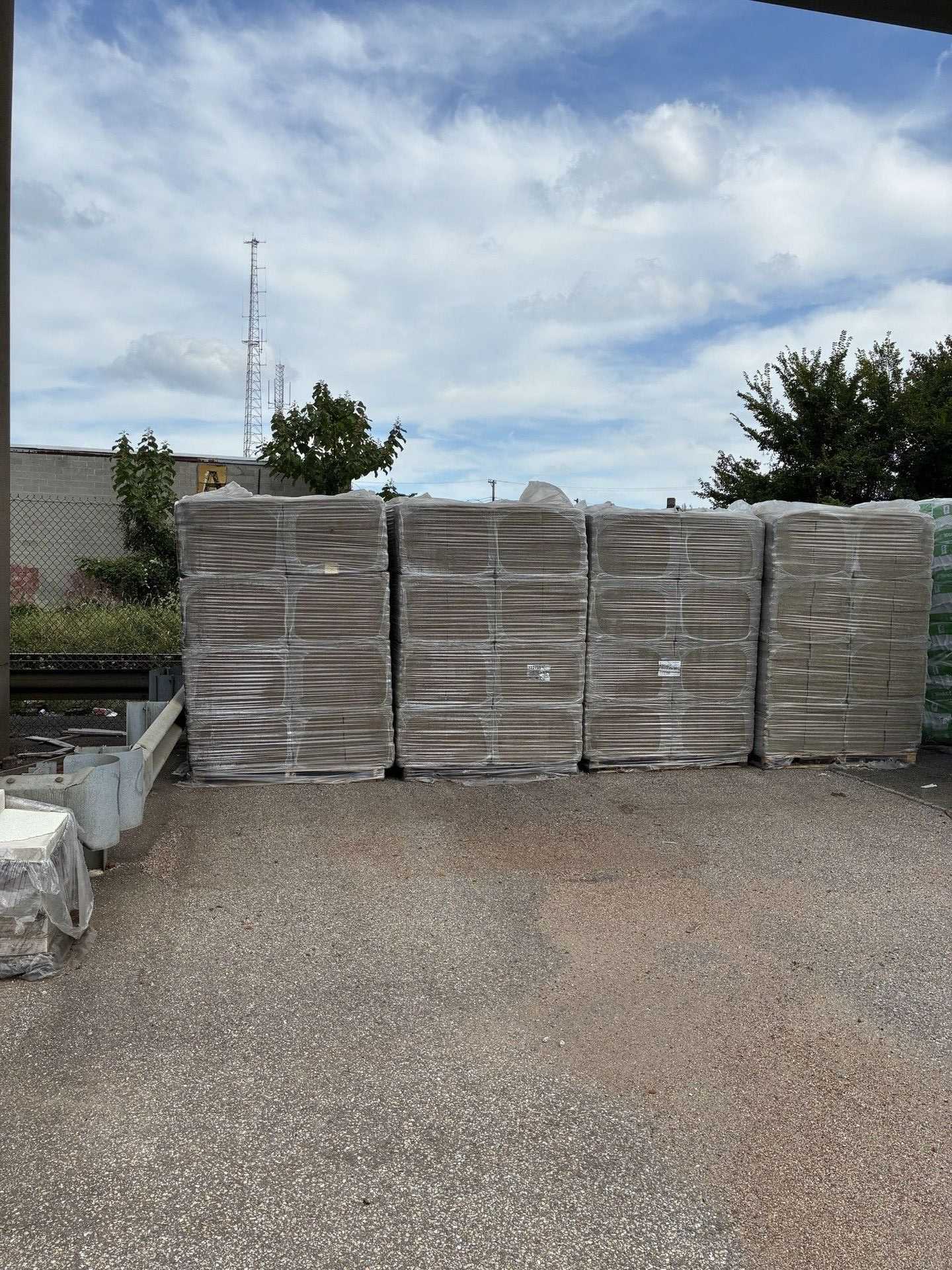 BULK QTY OF ROCKWOOL CAVITYROCK MINERAL WOOL INSULATION - MISCELLANEOUS