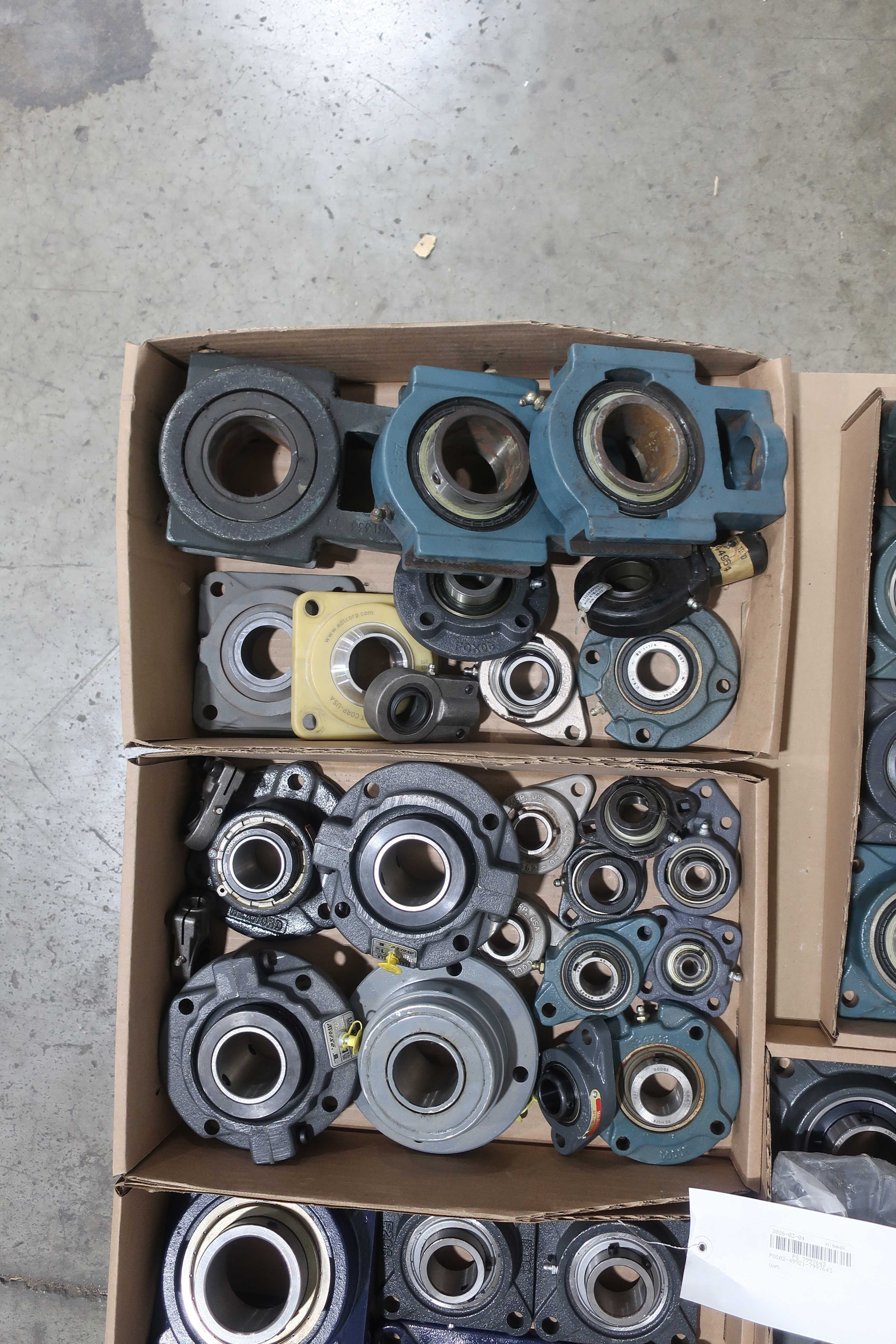 SKU 1749404 - PALLET OF ASSORTED PILLOW BLOCK, ROD END AND MOUNTED BEARINGS - BEARINGS