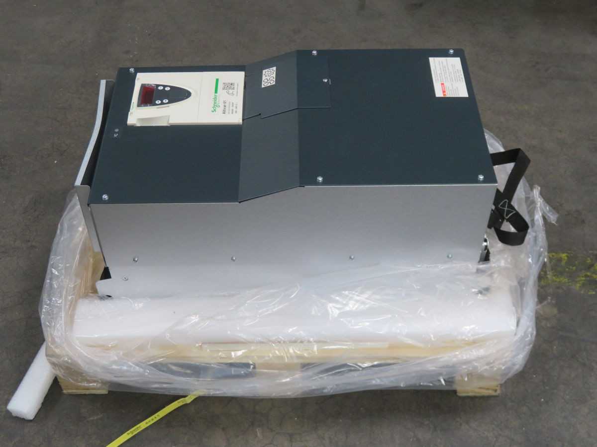 SCHNEIDER ATV61HD45N4Z INVERTERS, 45 KW POWER, 3PH, 380-480V IN, IP20, 38 KG WEIGHT - AC VFD DRIVES