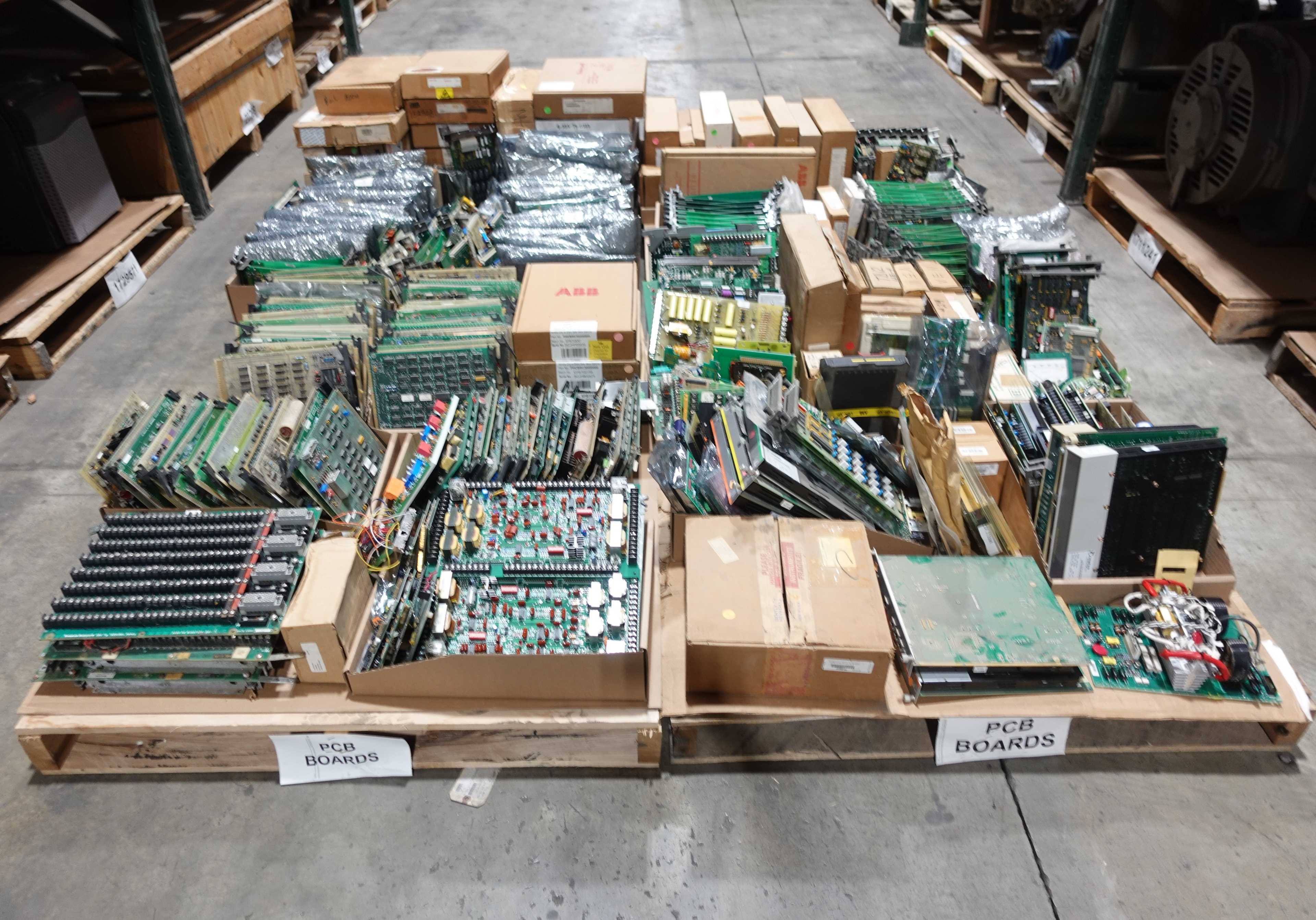 4 PALLETS OF ASSORTED PCB CIRCUIT BOARDS - PCB CIRCUIT BOARDS