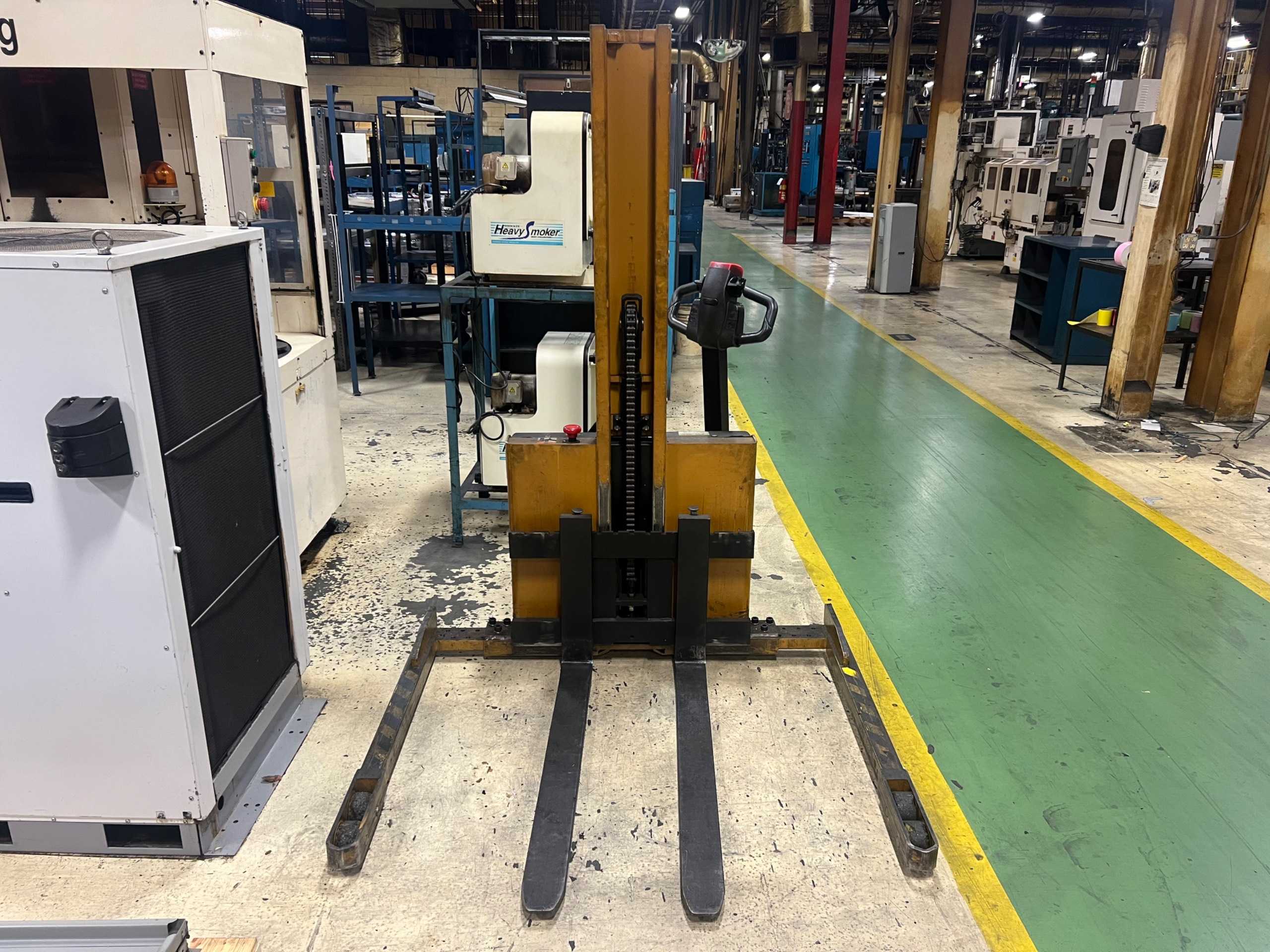 BIG JOE S22-62 ELECTRIC PALLET JACK -