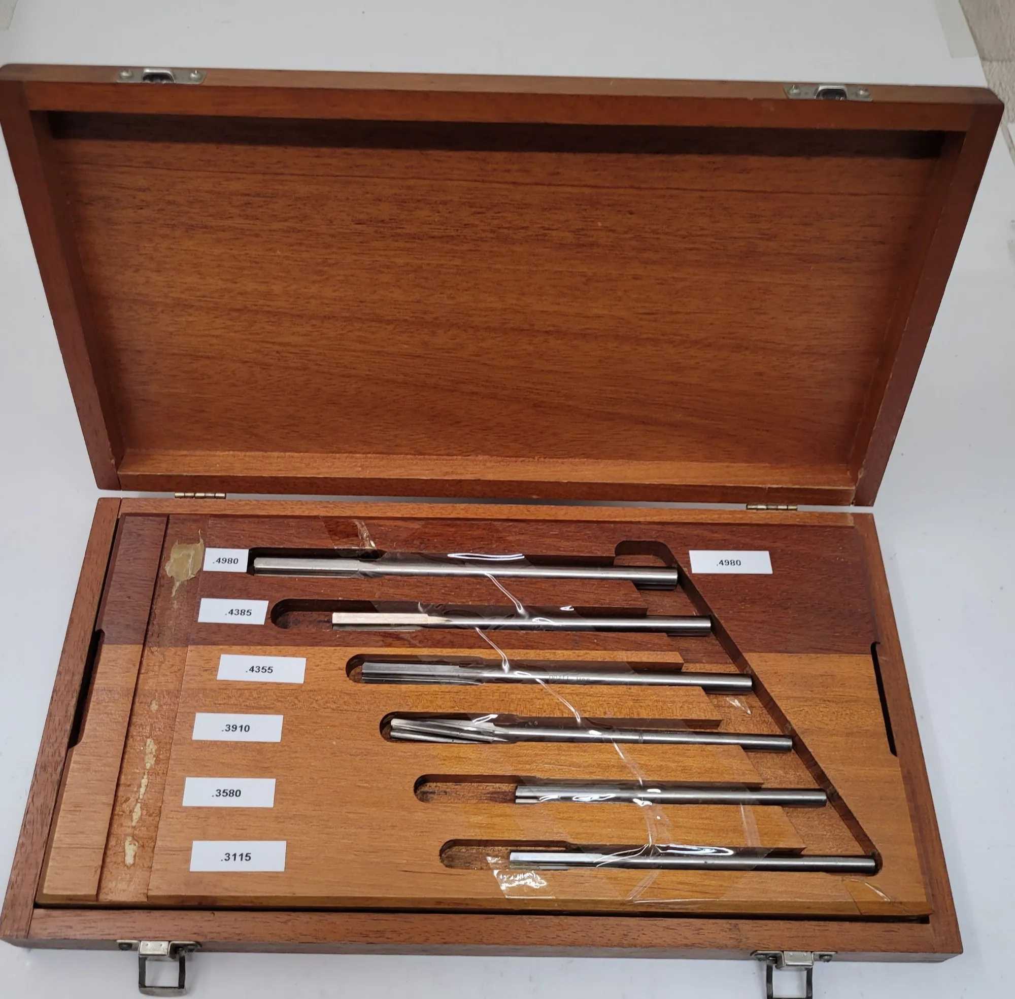 NIELSEN DOWELL REAMERS WITH MULTIPLE SIZES: .3115, .3580, .3910, .4355, .4385, .4980 - MACHINE TOOLING