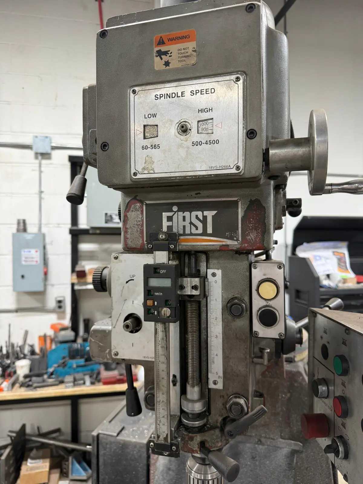 2007 FIRST LC-20VSG VERTICAL KNEE MILLING MACHINE 575V 4500RPM 52"X10" TABLE DRO - VERTICAL MILLING MACHINES