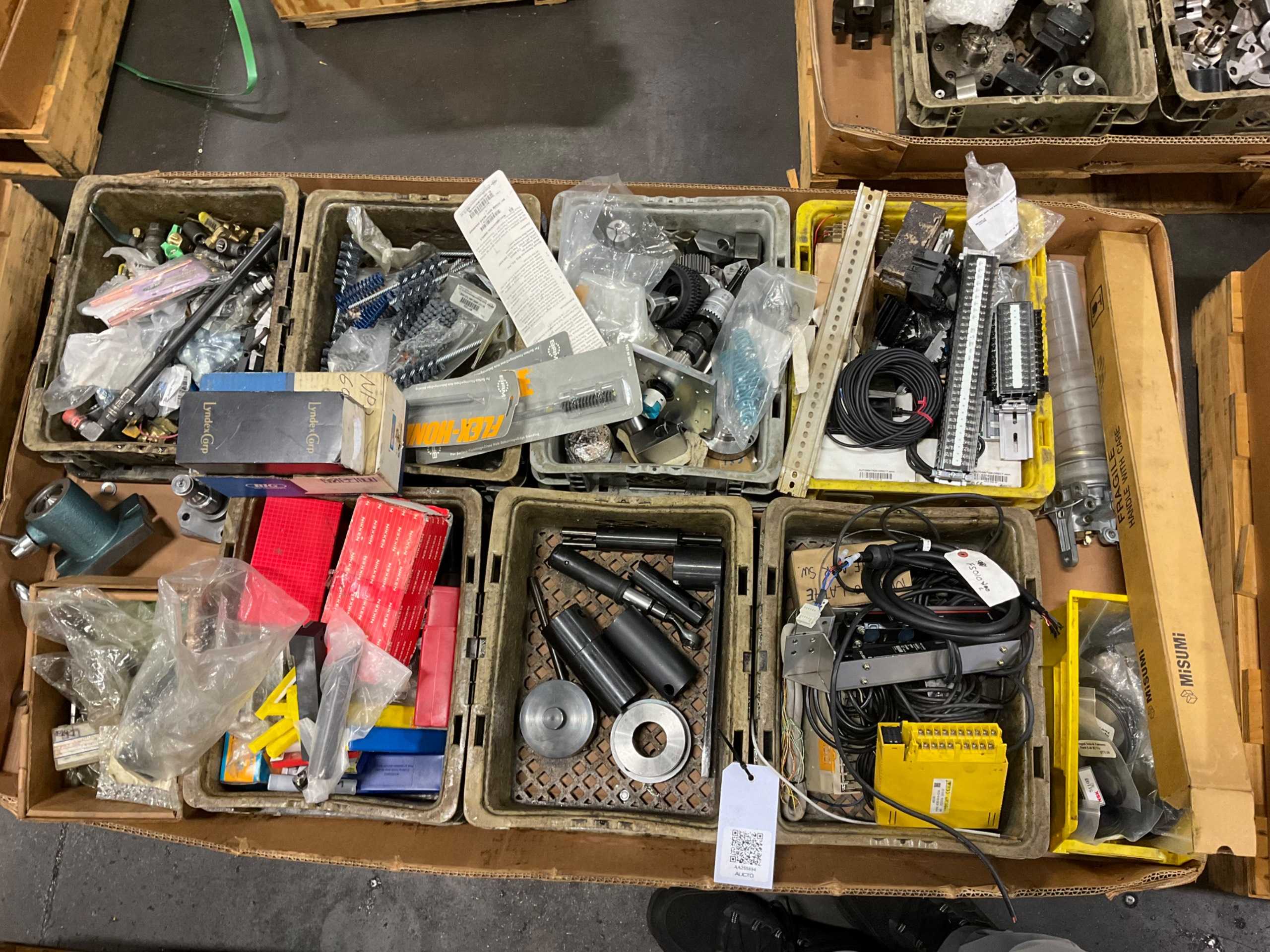 BULK QTY OF AUTOMATION & CONTROLS - INDUSTRIAL PARTS