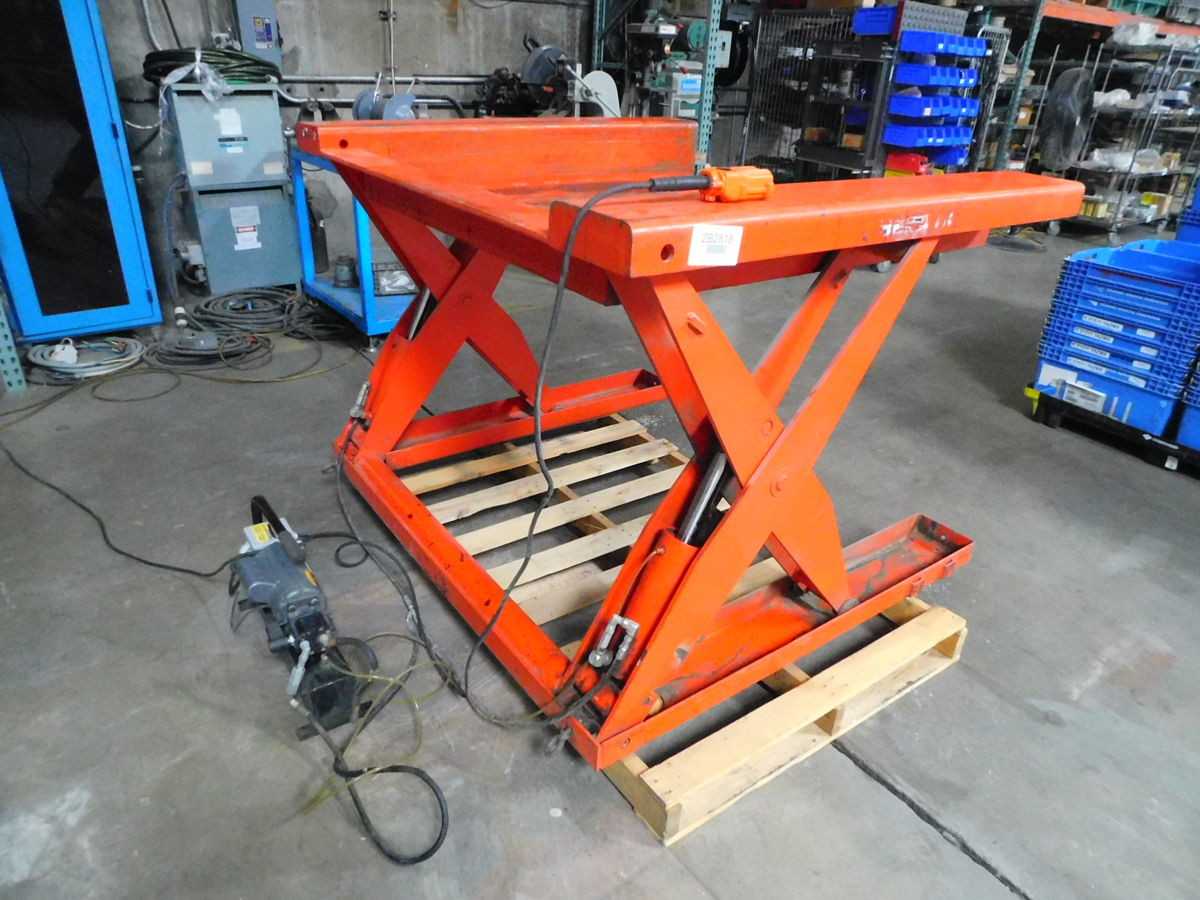 PRESTO XZ44-40 TABLE LIFTS, 4000 LB PAYLOAD, 48X40 IN PLATFORM, 7-42 IN LIFT, 1 HP - LIFTING EQUIPMENT