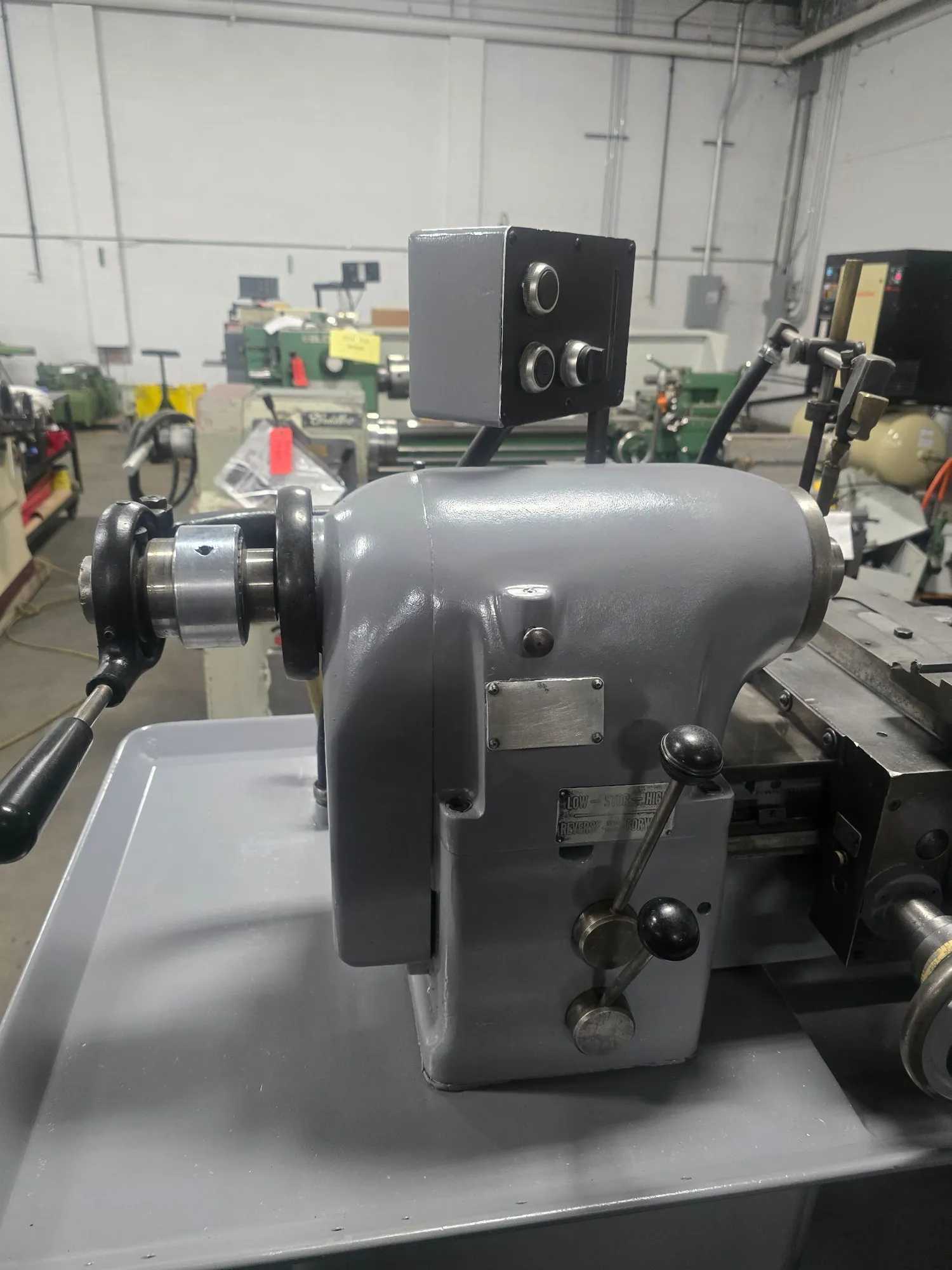 HARDINGE TFB-H TOOLROOM LATHE, 11" SWING, 18" CTRS, 1.5 HP, 125-3000 RPM - MANUAL LATHES