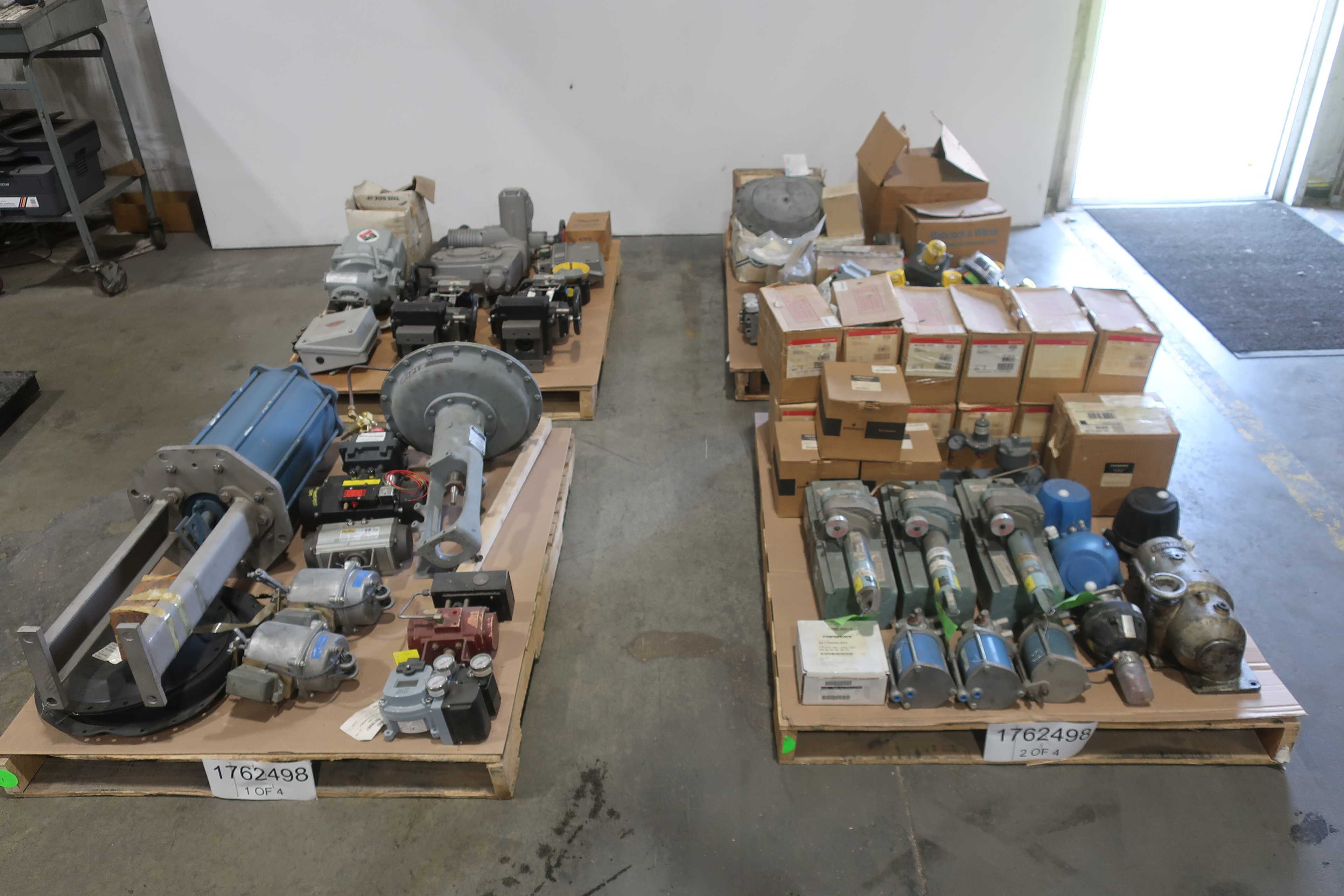 SKU 1762498 - 4 PALLETS OF ASSORTED VALVE POSITIONERS, ACTUATORS, AND INDICATORS - VALVE POSITIONERS & INDICATORS