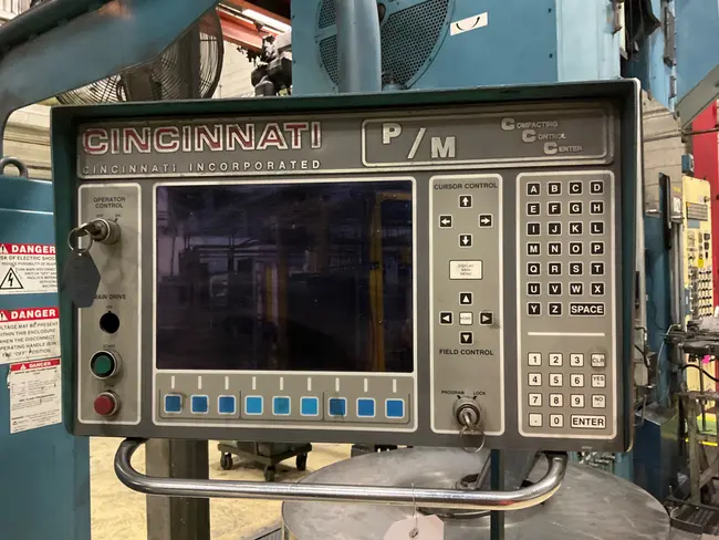 CINCINNATI 110-DC-6 110 TON COMPACTING MECHANICAL PRESS - undefined