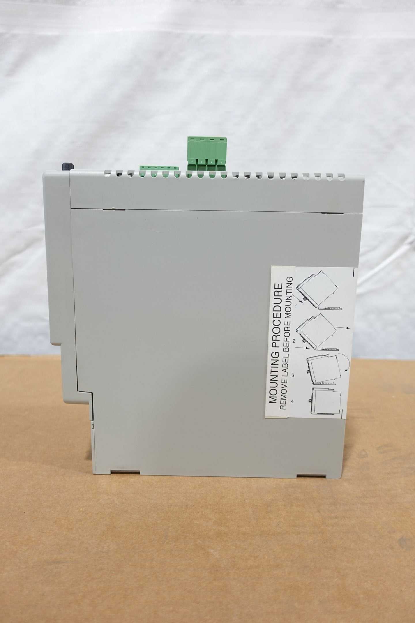ALLEN BRADLEY 2094‑BM01 SERVO DRIVE - SERVO DRIVES